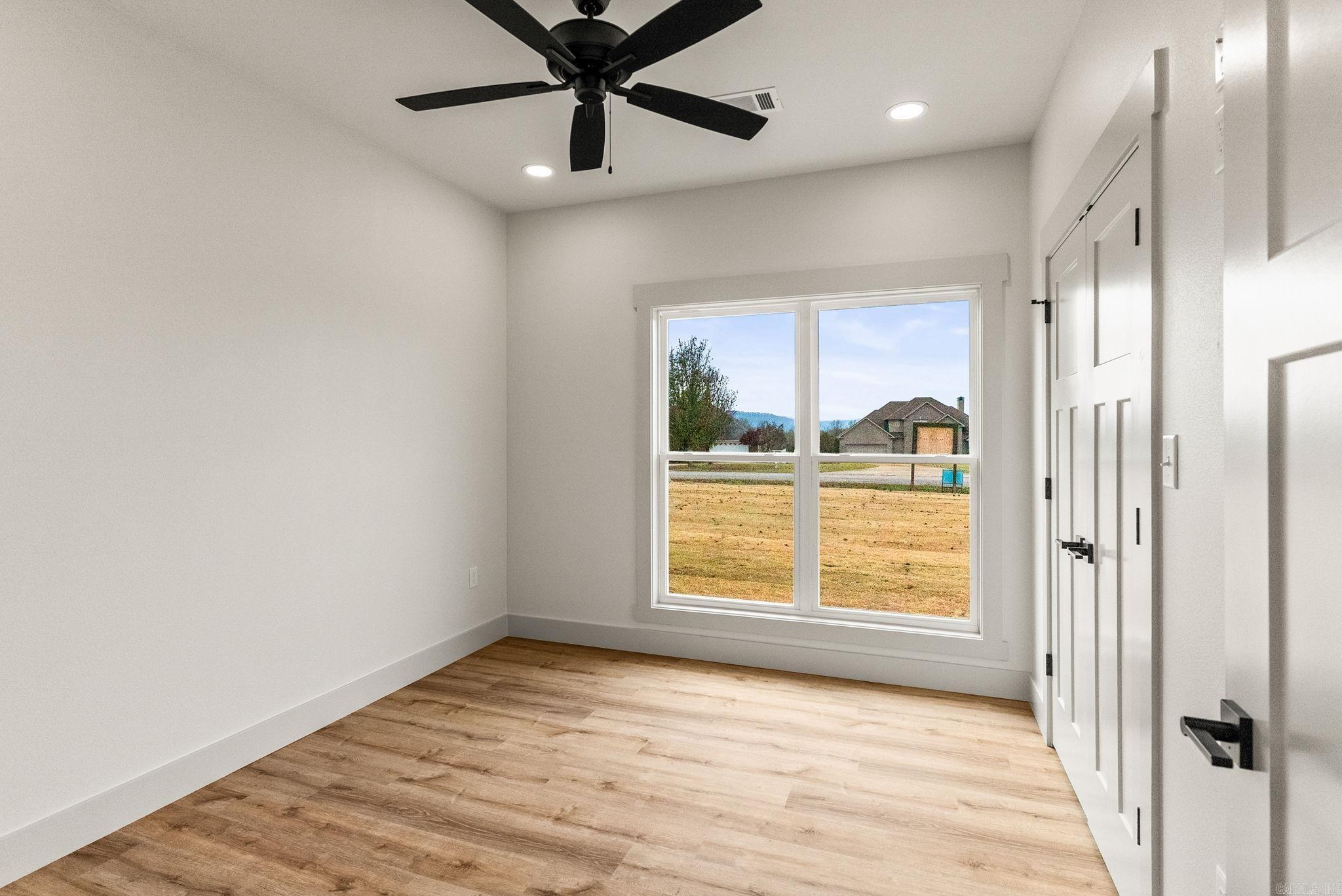 85 Emerald Lane  Greers Ferry, AR