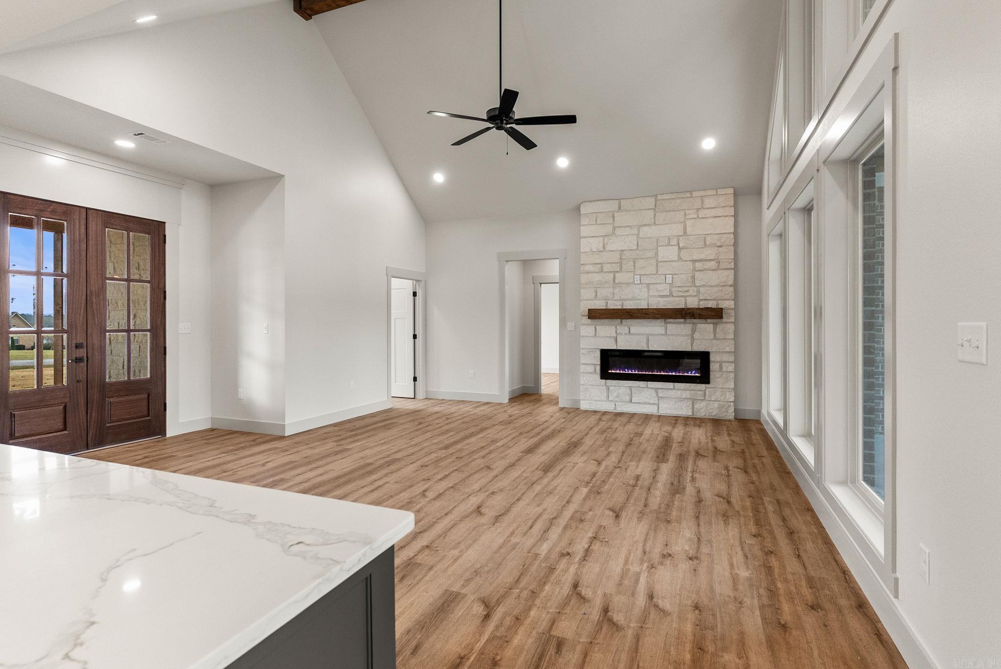 85 Emerald Lane  Greers Ferry, AR