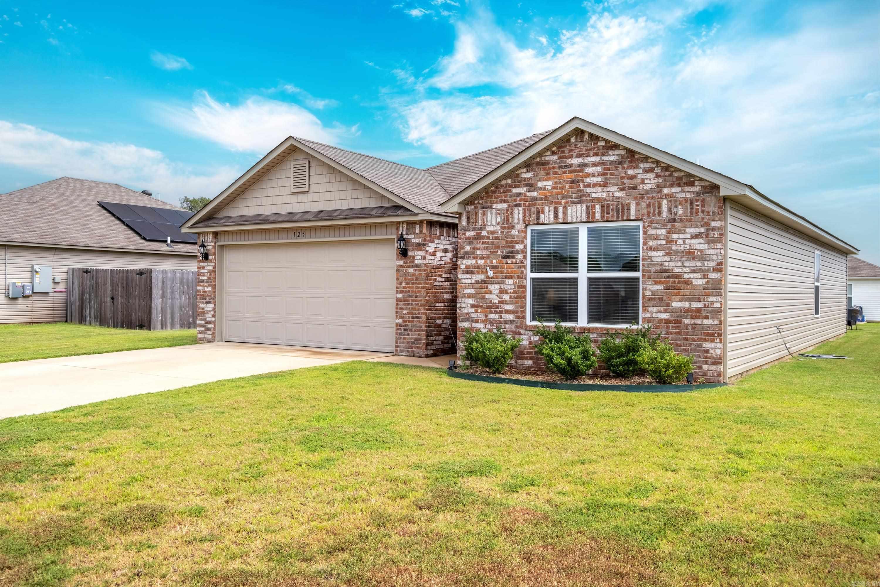 125 Sunland Dr.  Beebe, AR