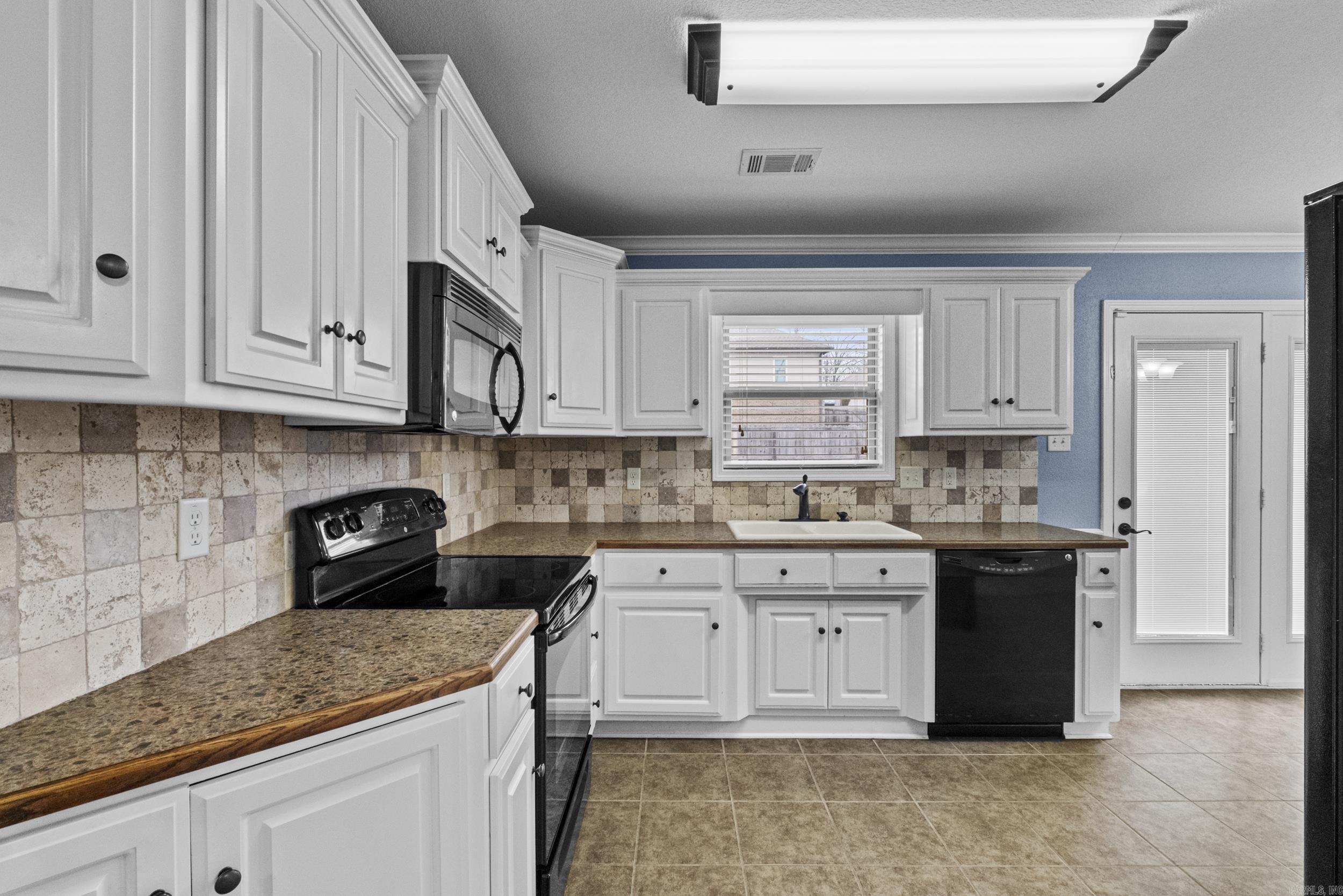 710 Rolling Rock  Austin, AR