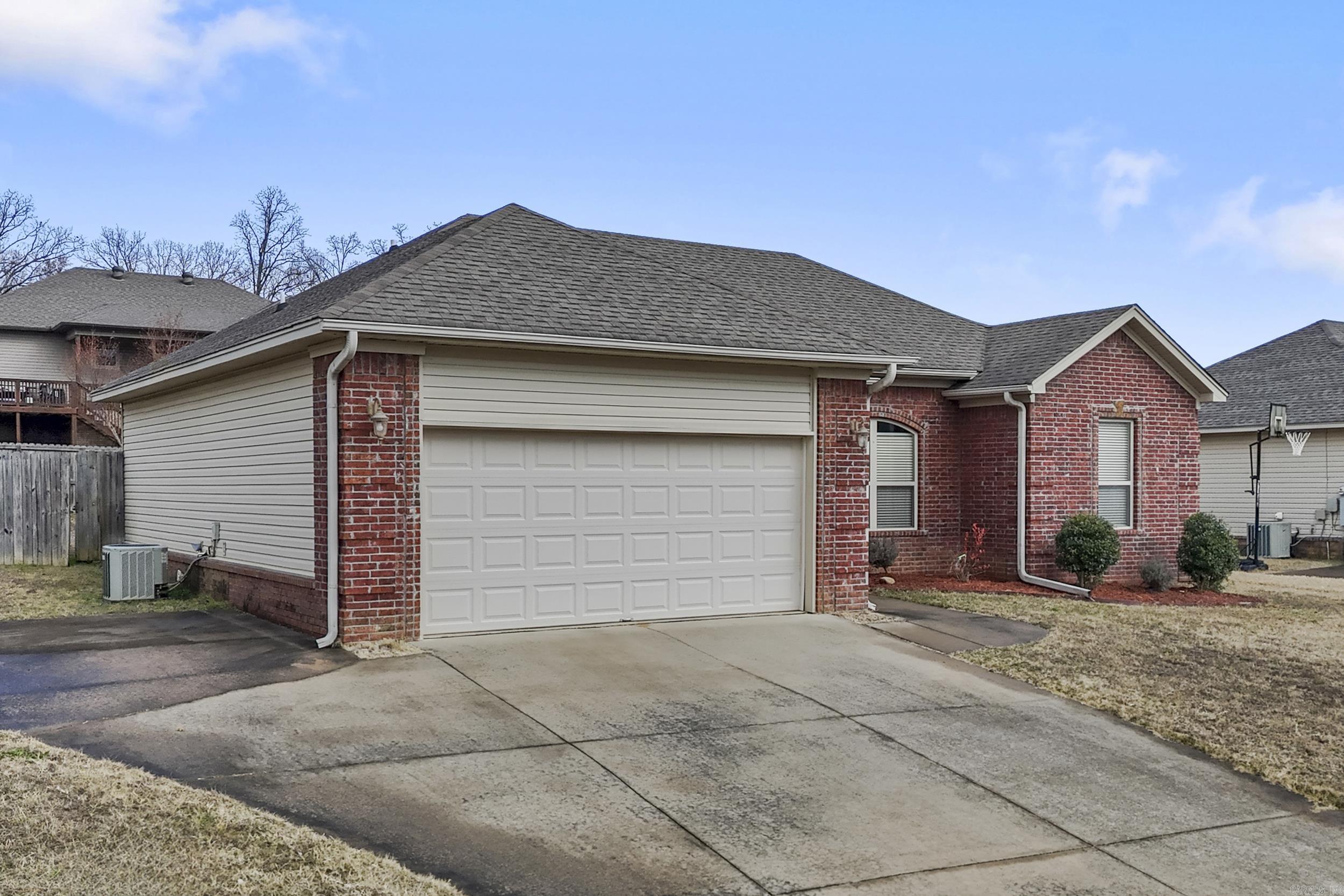 710 Rolling Rock  Austin, AR