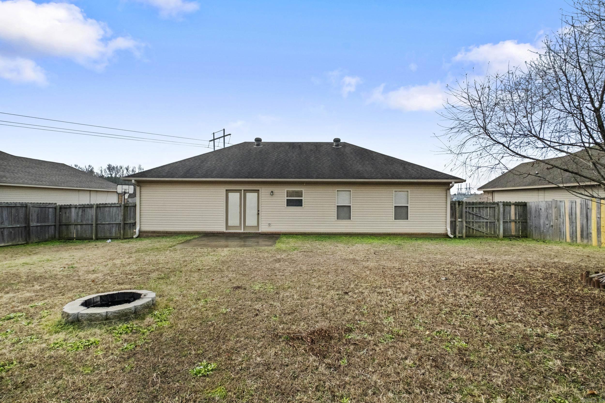 710 Rolling Rock  Austin, AR