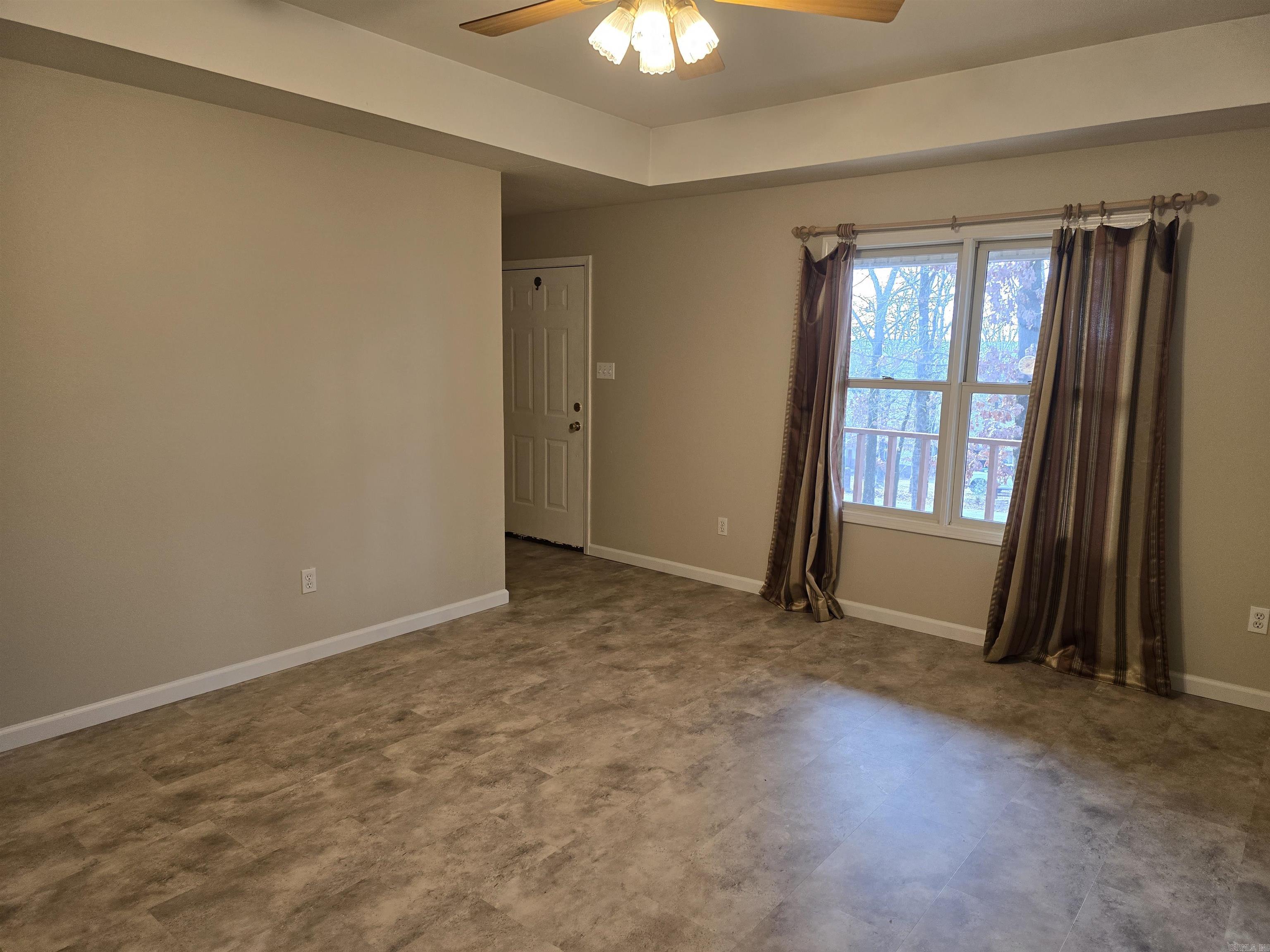 25 Caney Hill  Conway, AR