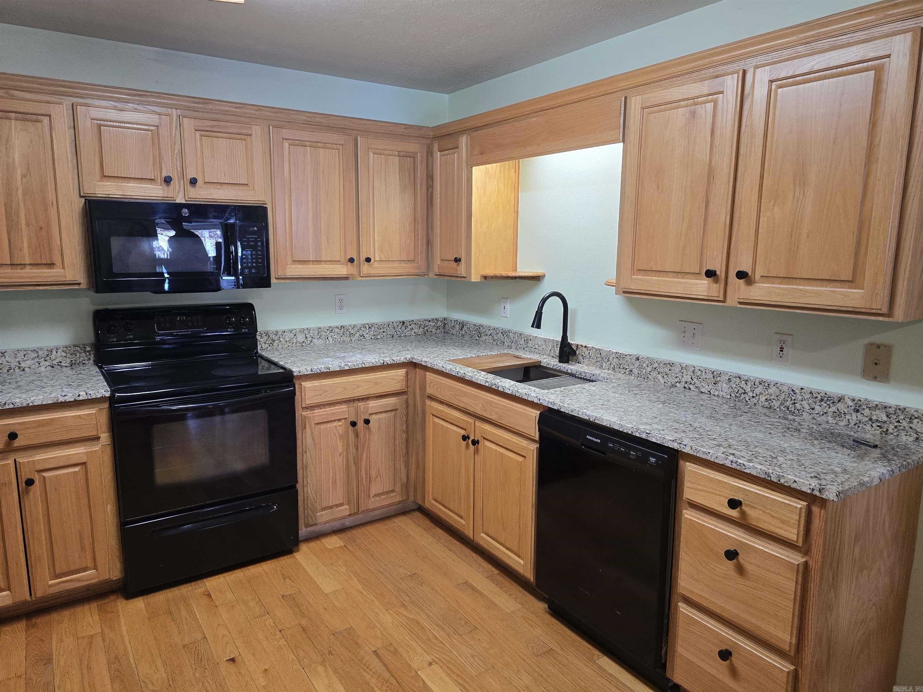 25 Caney Hill  Conway, AR