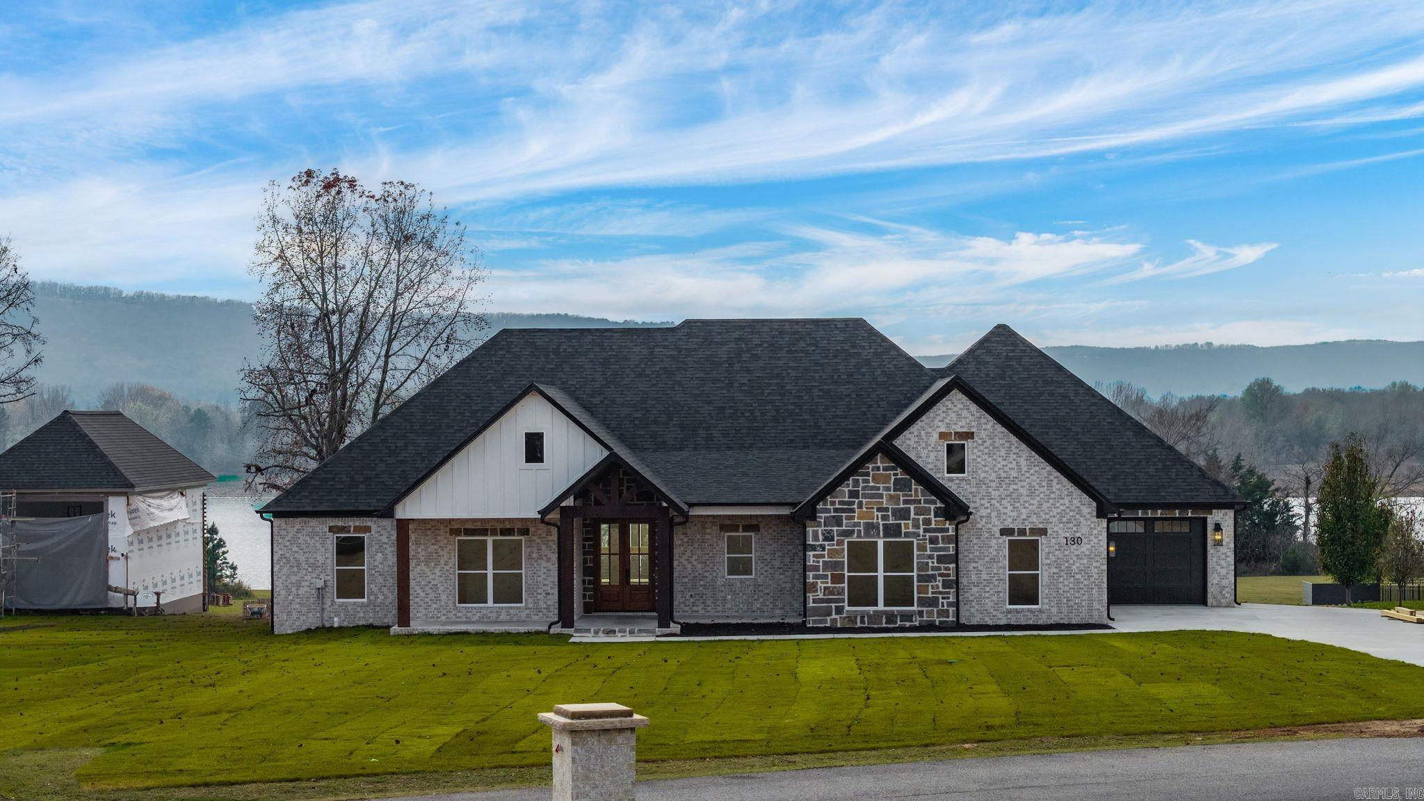 130 Emerald Lane  Greers Ferry, AR