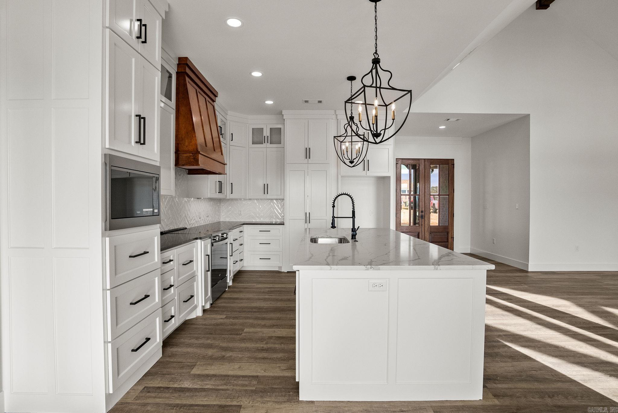 130 Emerald Lane  Greers Ferry, AR