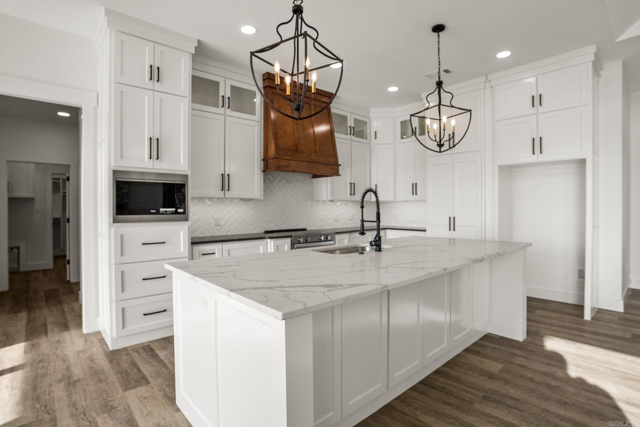 130 Emerald Lane  Greers Ferry, AR