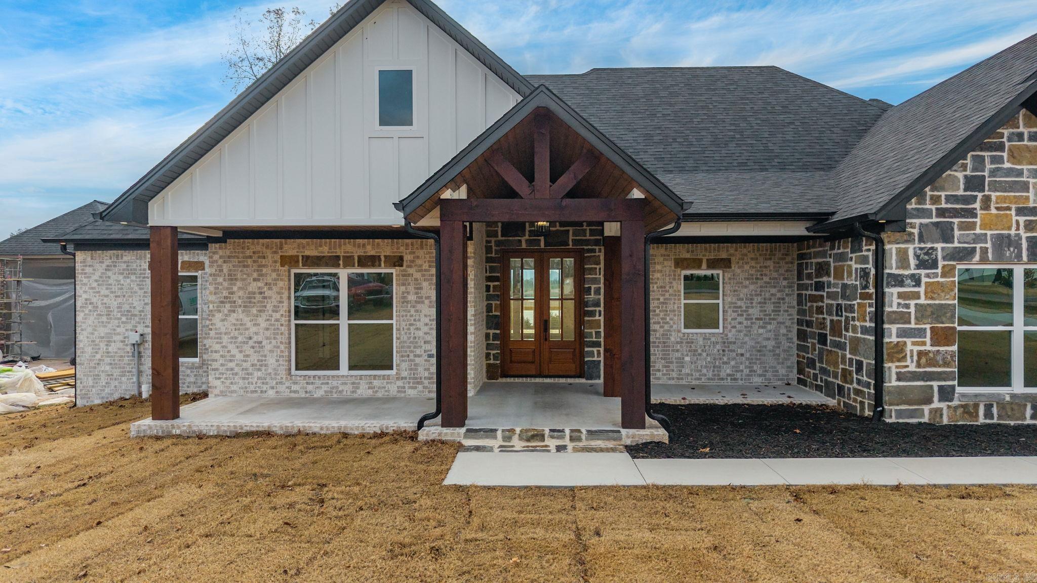 130 Emerald Lane  Greers Ferry, AR