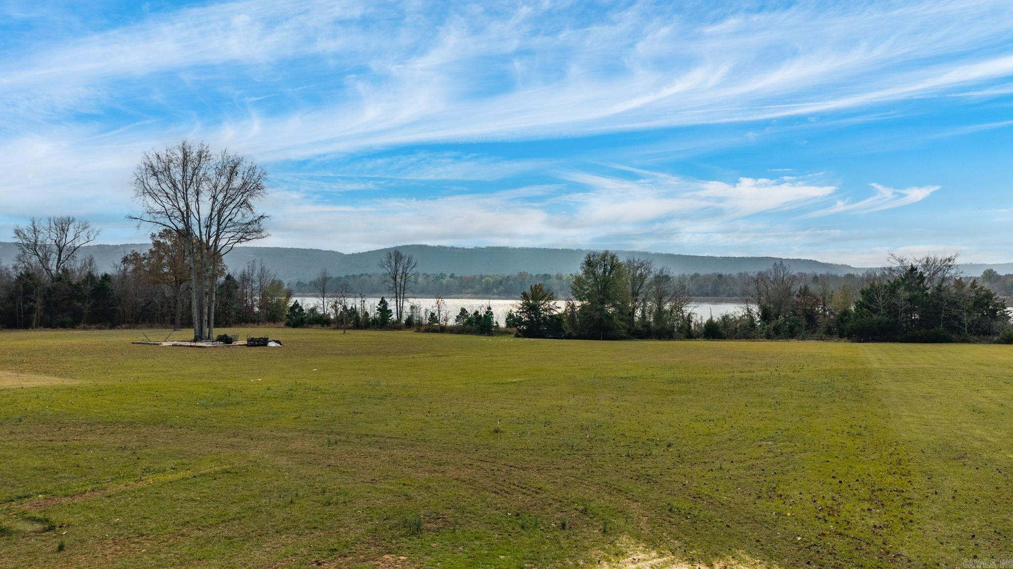 130 Emerald Lane  Greers Ferry, AR