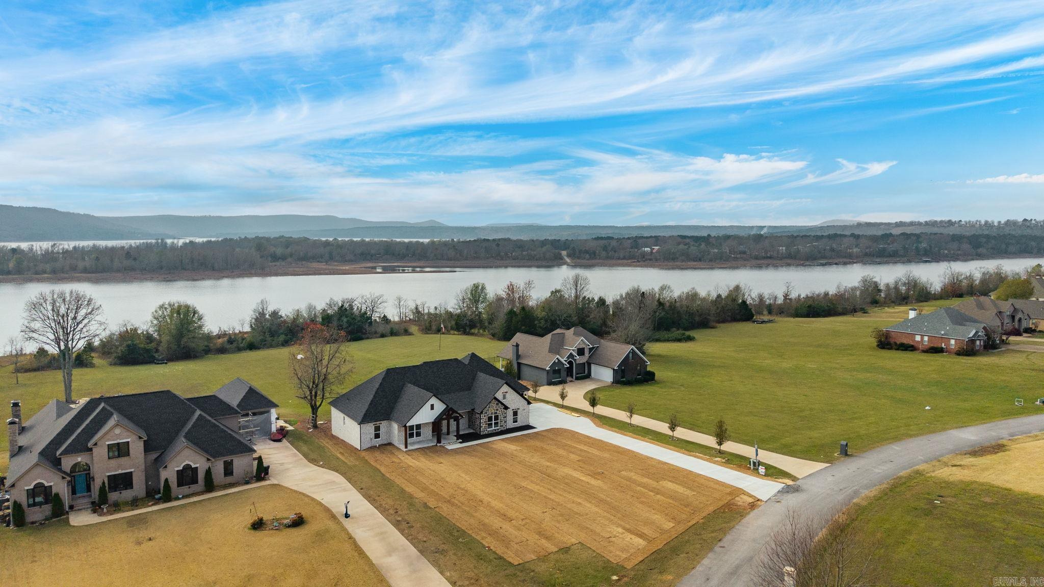 130 Emerald Lane  Greers Ferry, AR