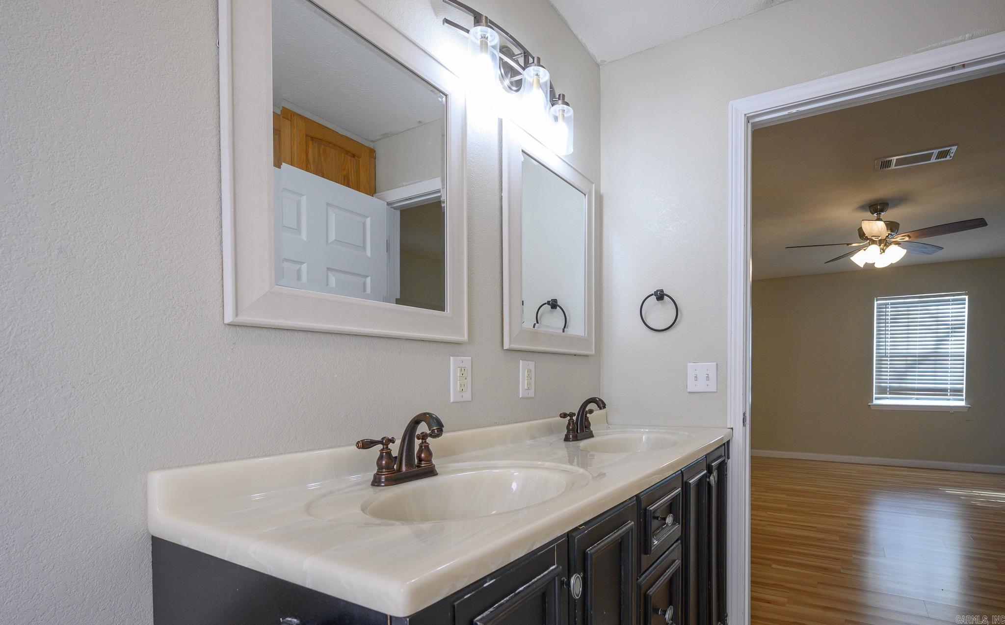 1103 Magnolia Ave  Mena, AR