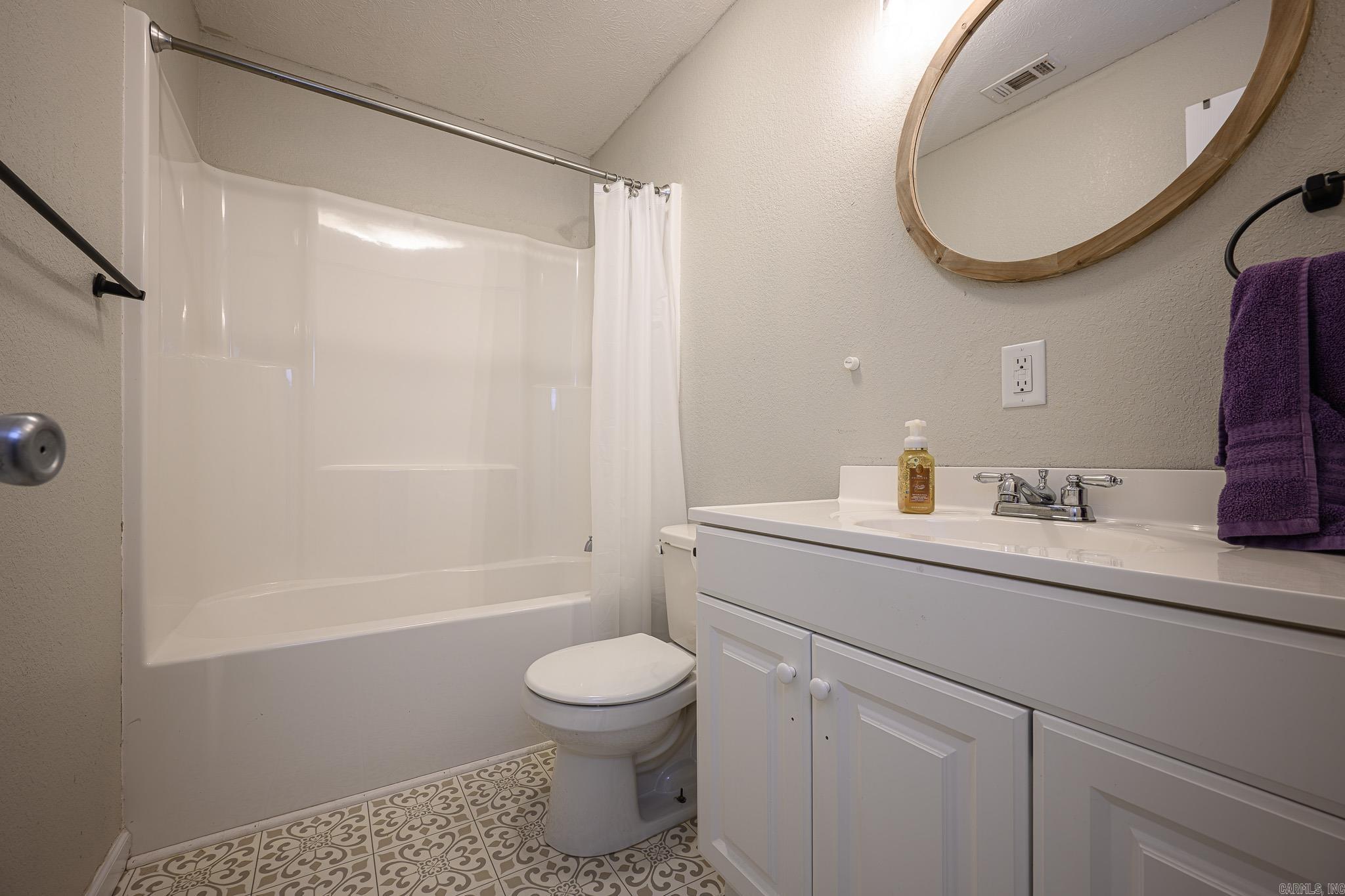 1103 Magnolia Ave  Mena, AR