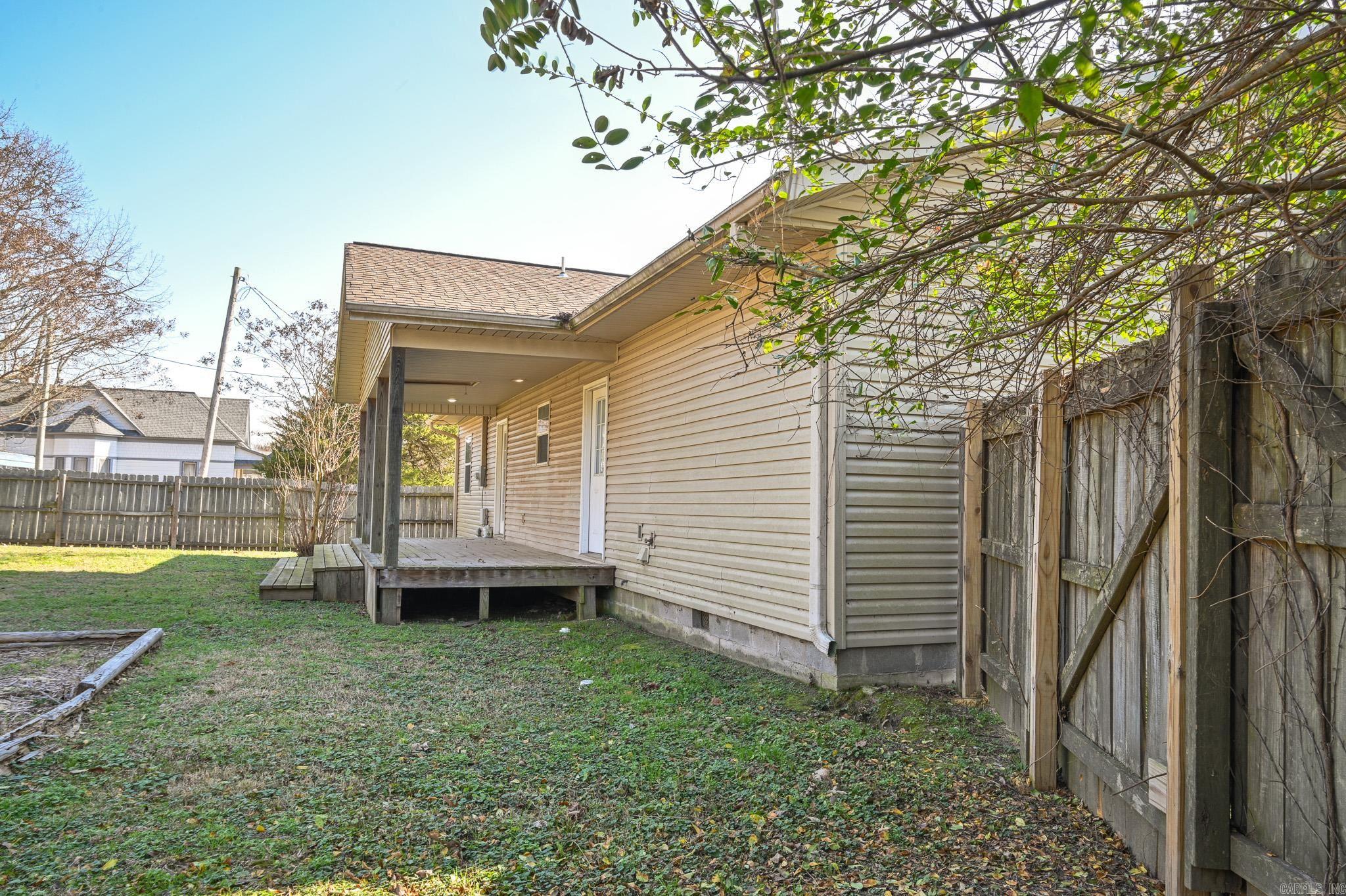 1103 Magnolia Ave  Mena, AR