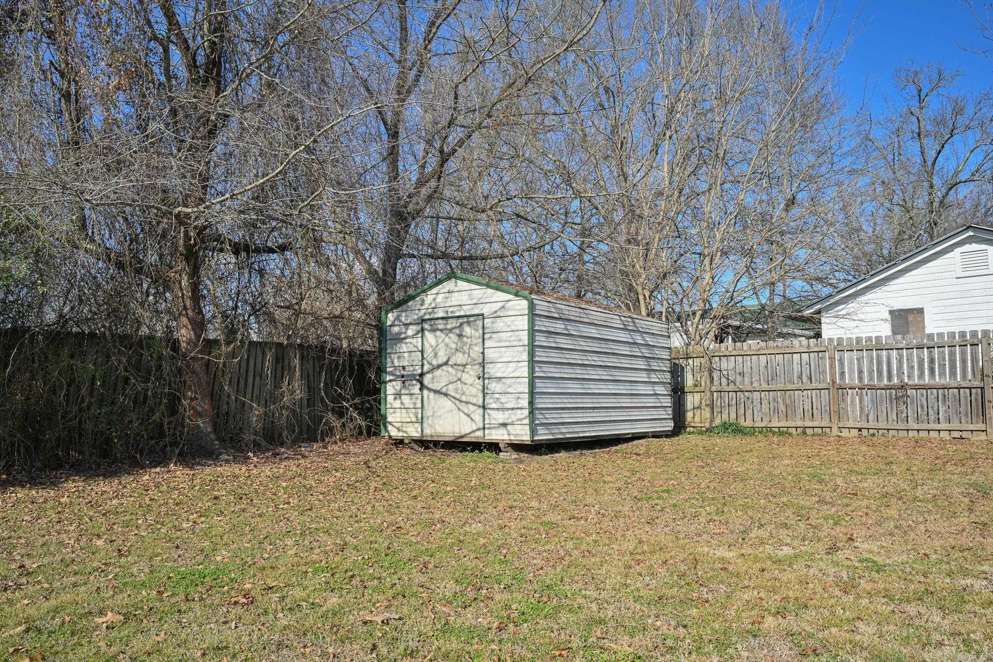 1103 Magnolia Ave  Mena, AR