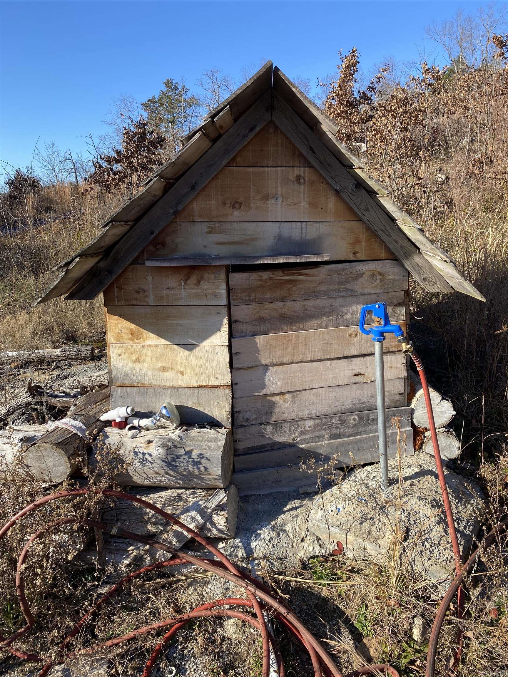 267 Mayfield  Flippin, AR