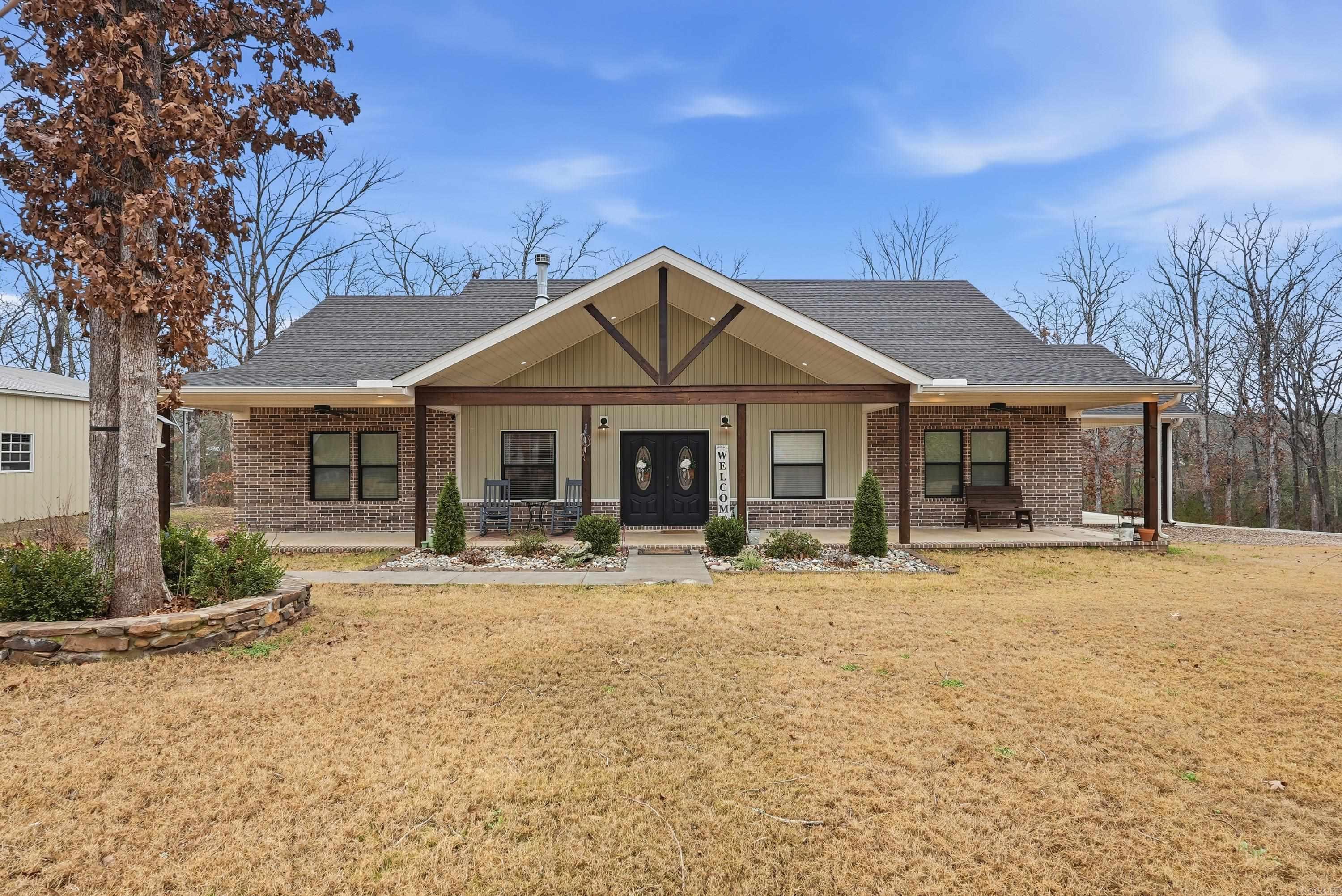 31 Griffin Ln  Houston, AR
