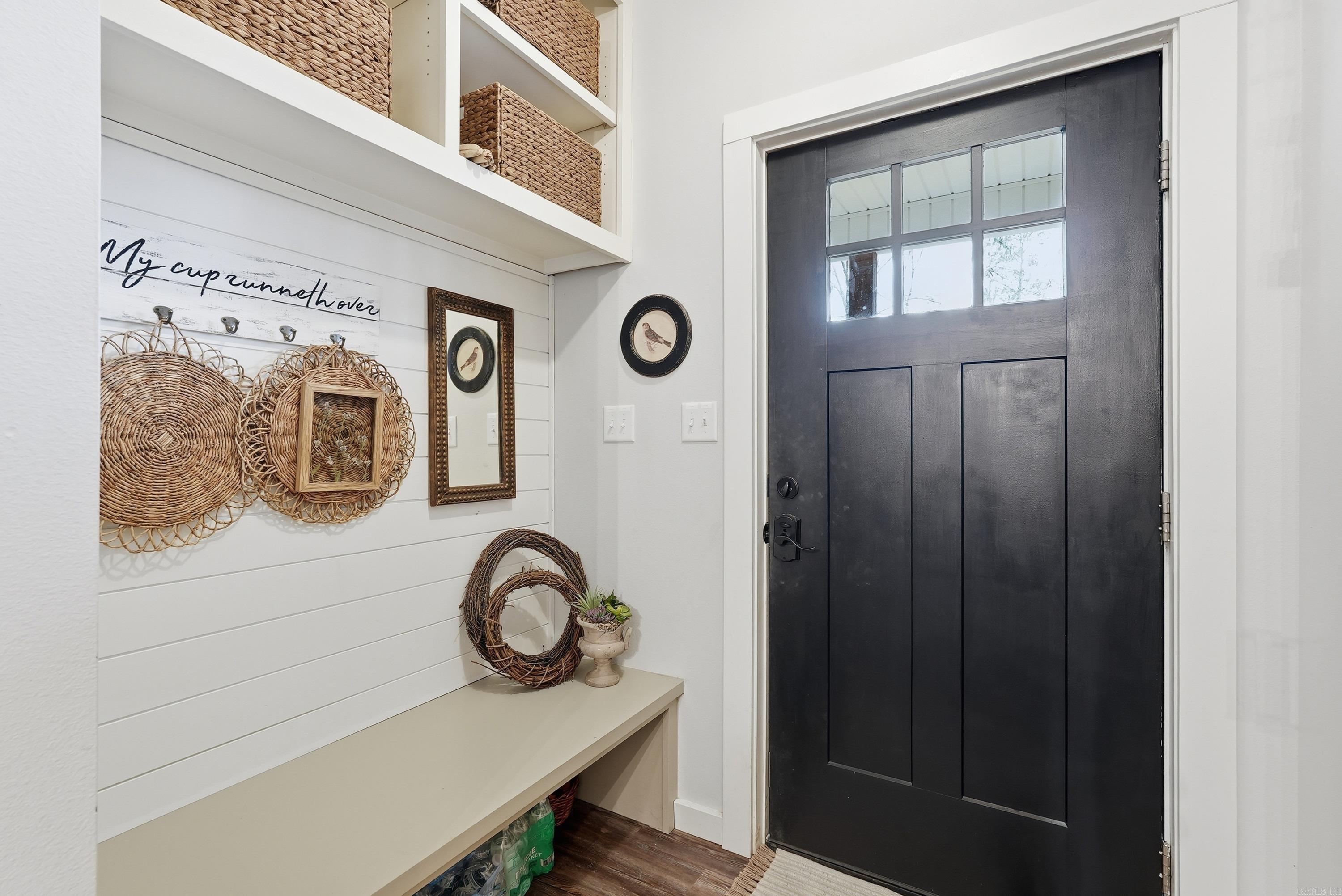 31 Griffin Ln  Houston, AR