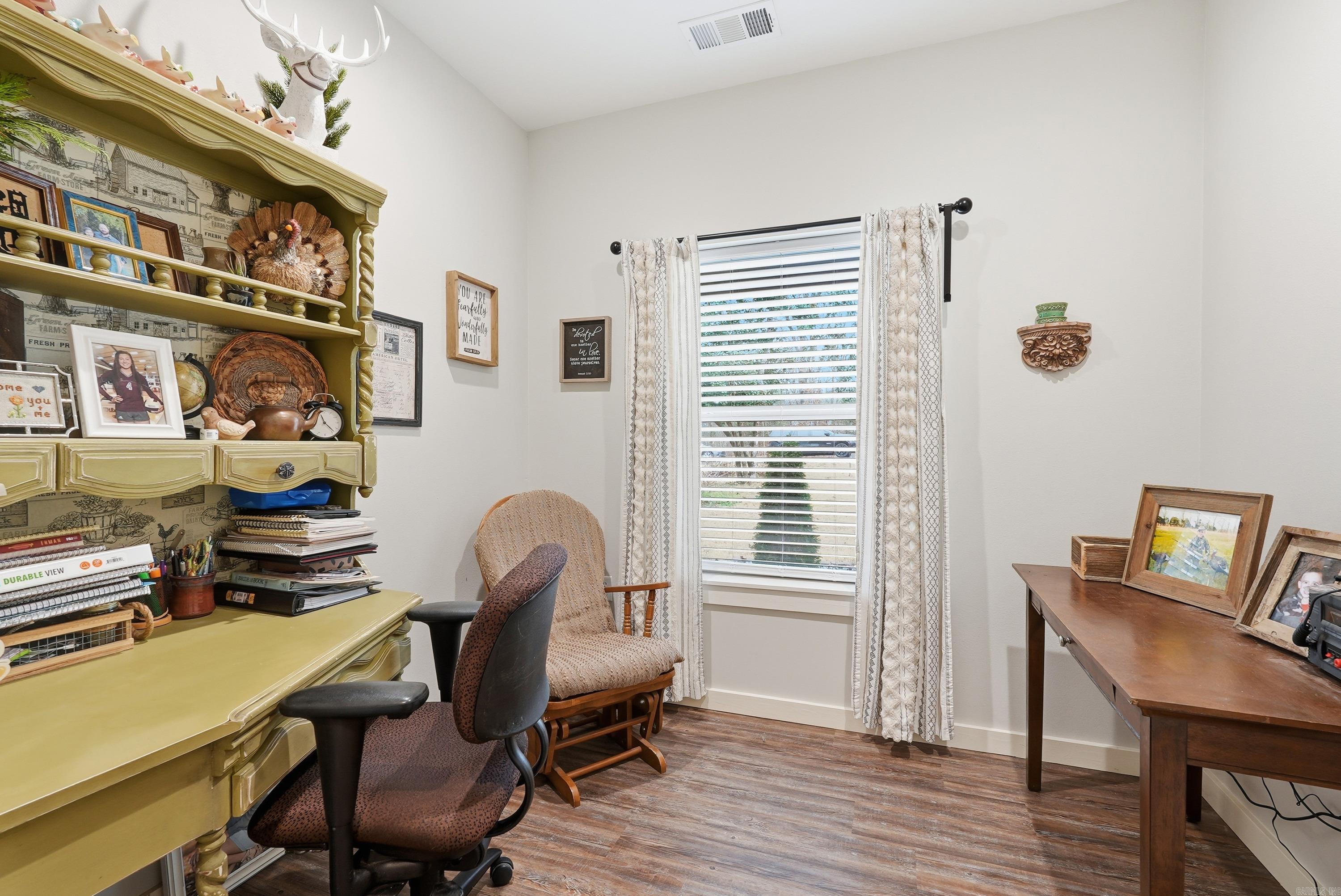 31 Griffin Ln  Houston, AR