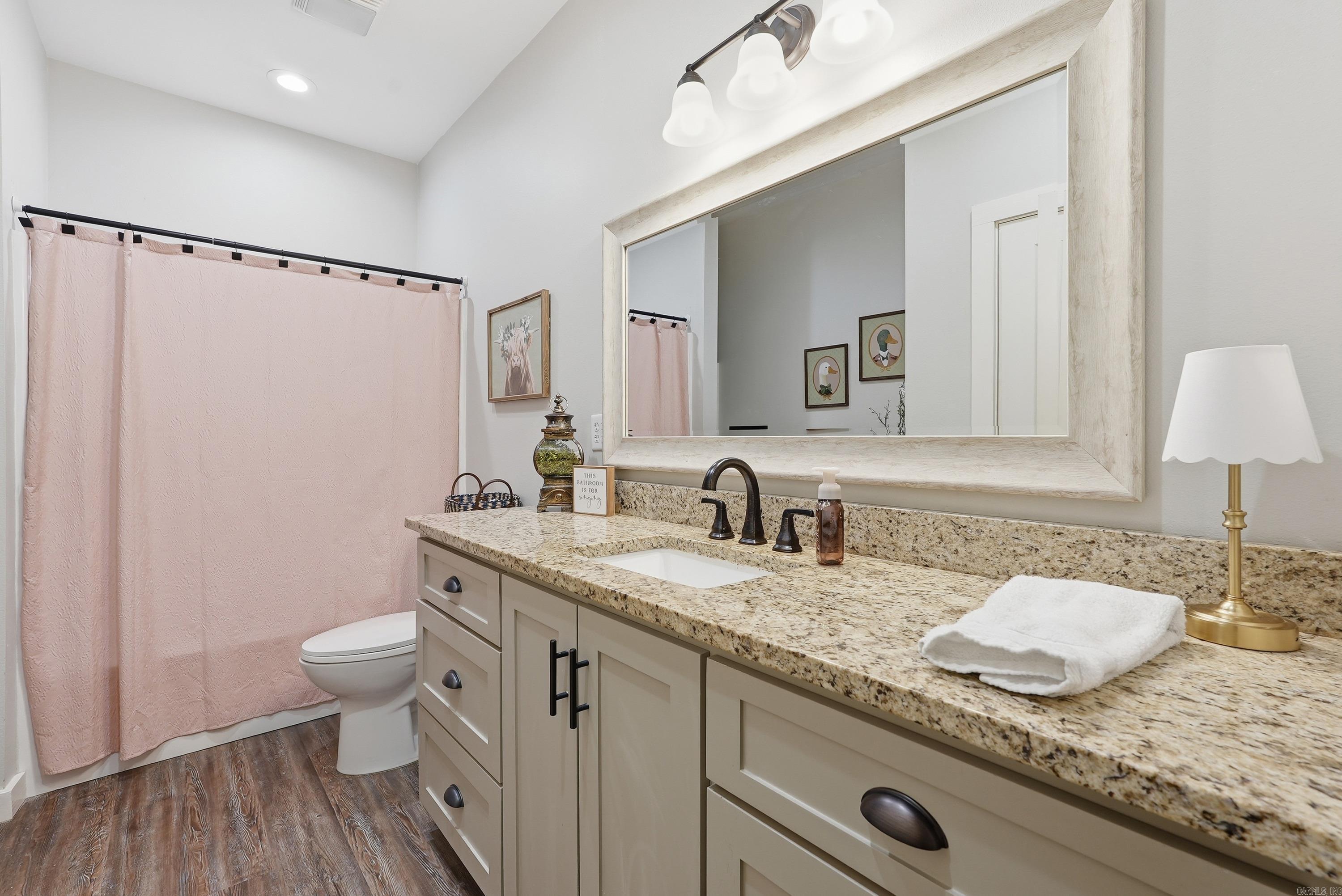 31 Griffin Ln  Houston, AR