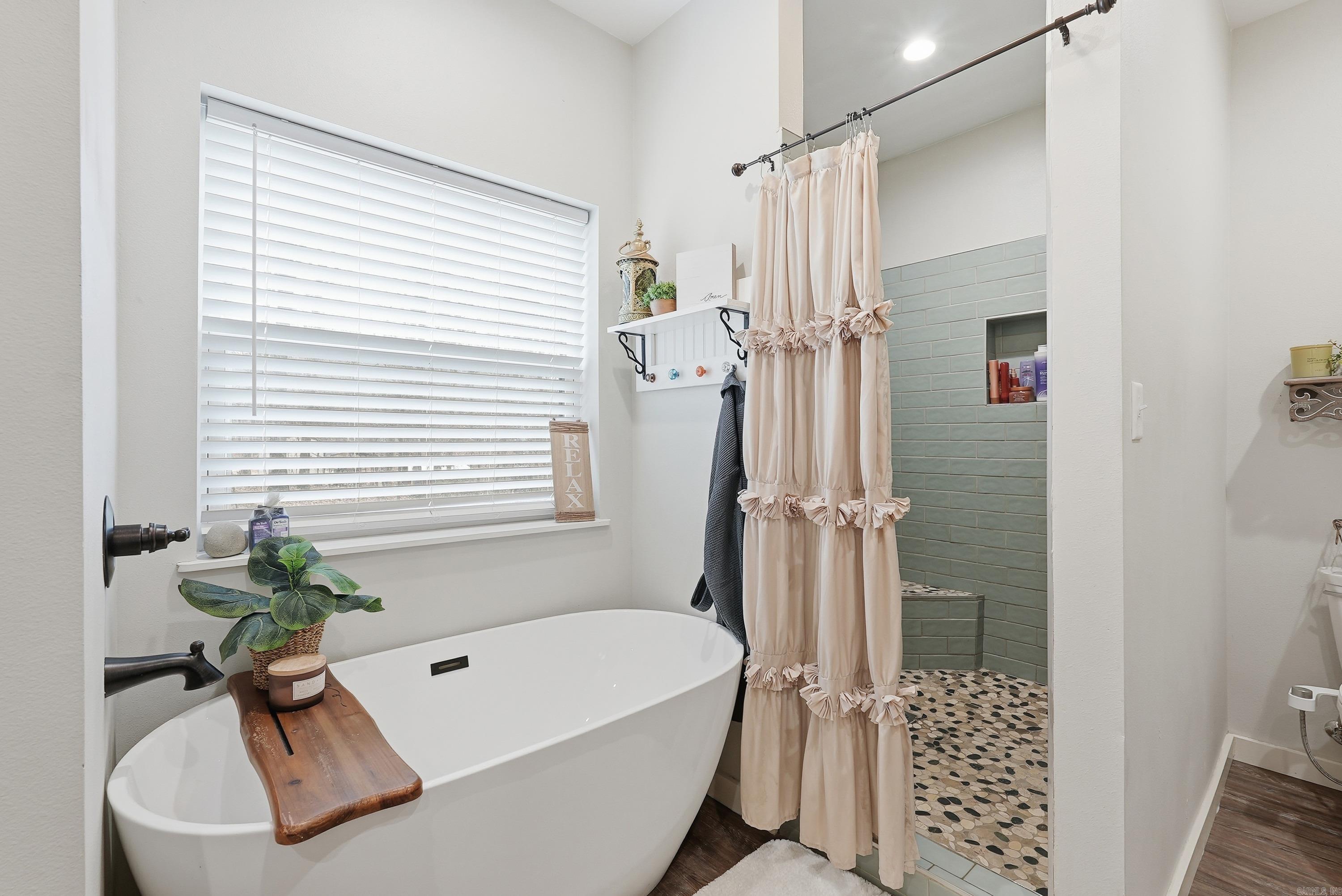 31 Griffin Ln  Houston, AR