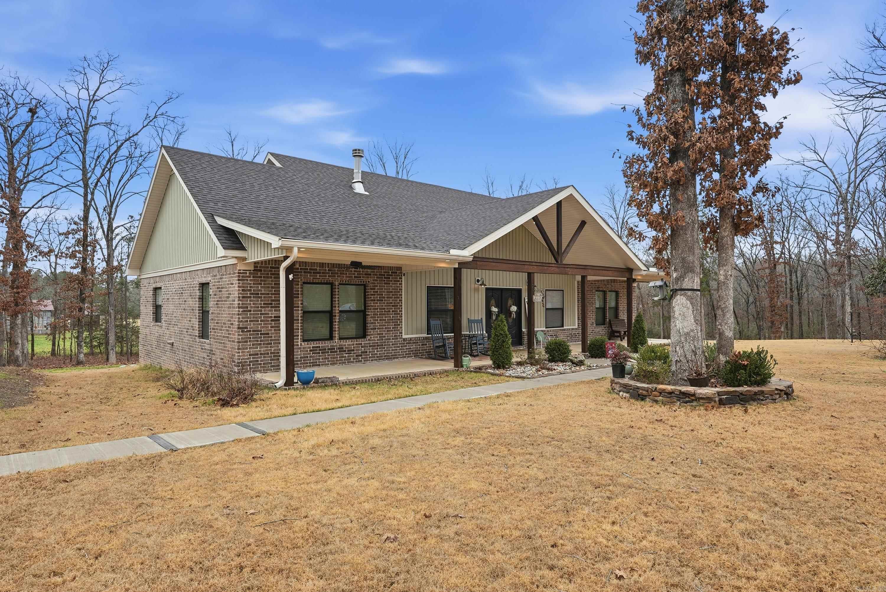 31 Griffin Ln  Houston, AR