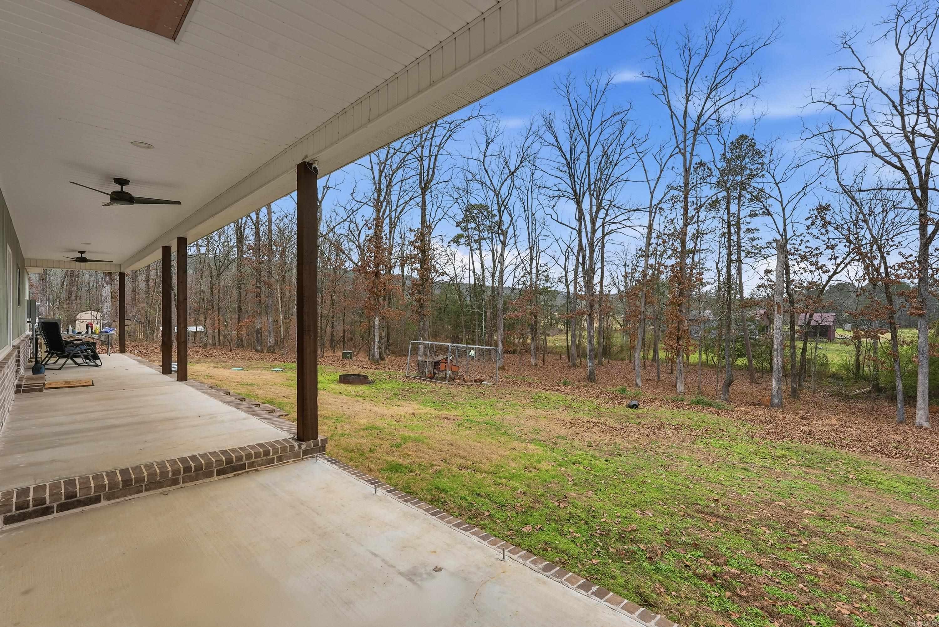 31 Griffin Ln  Houston, AR