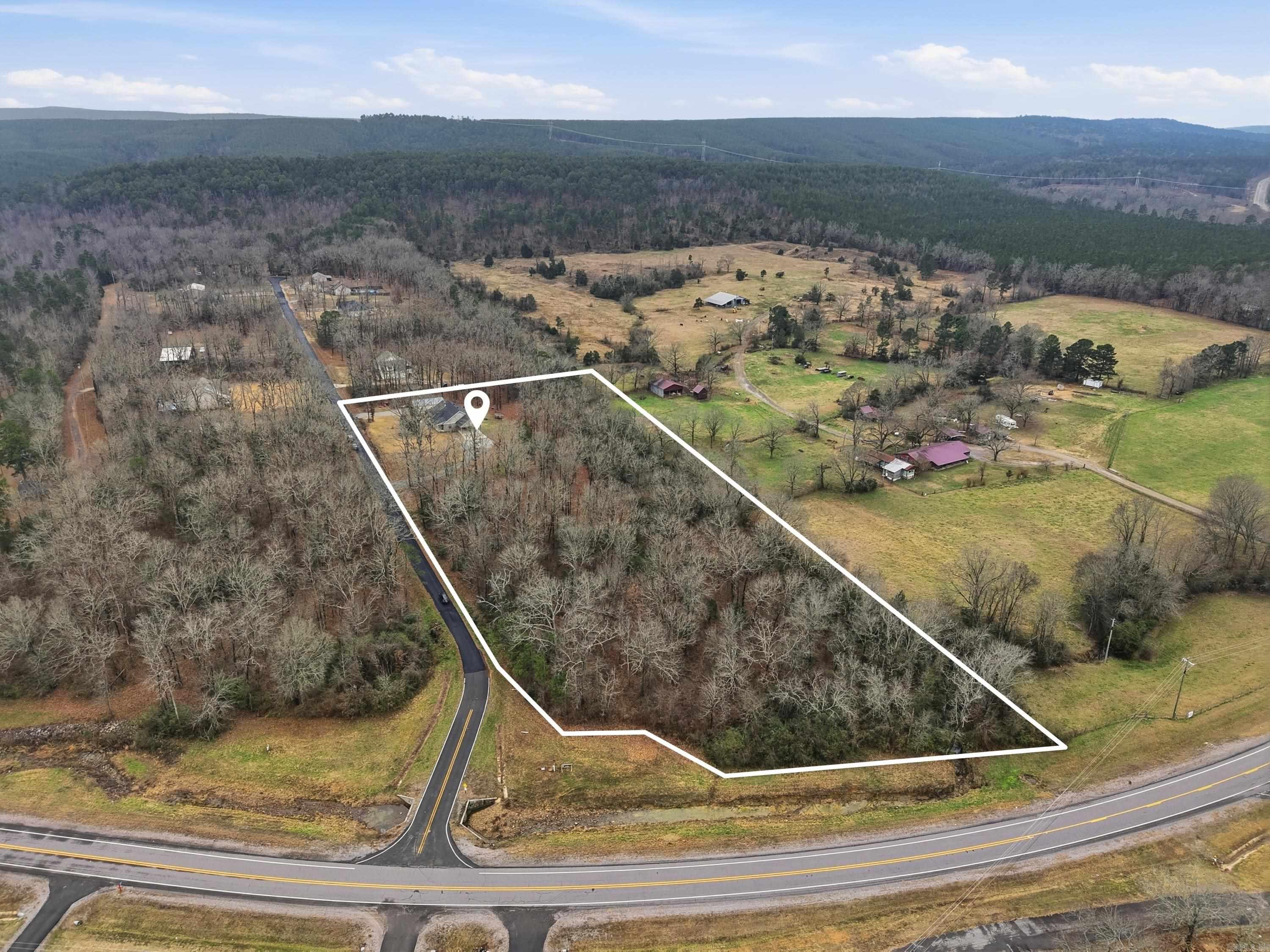 31 Griffin Ln  Houston, AR