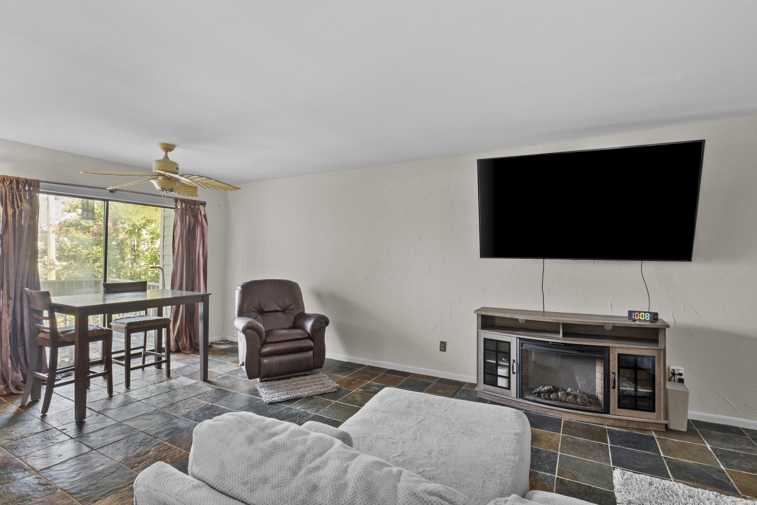 2001 Reservoir  Little Rock, AR