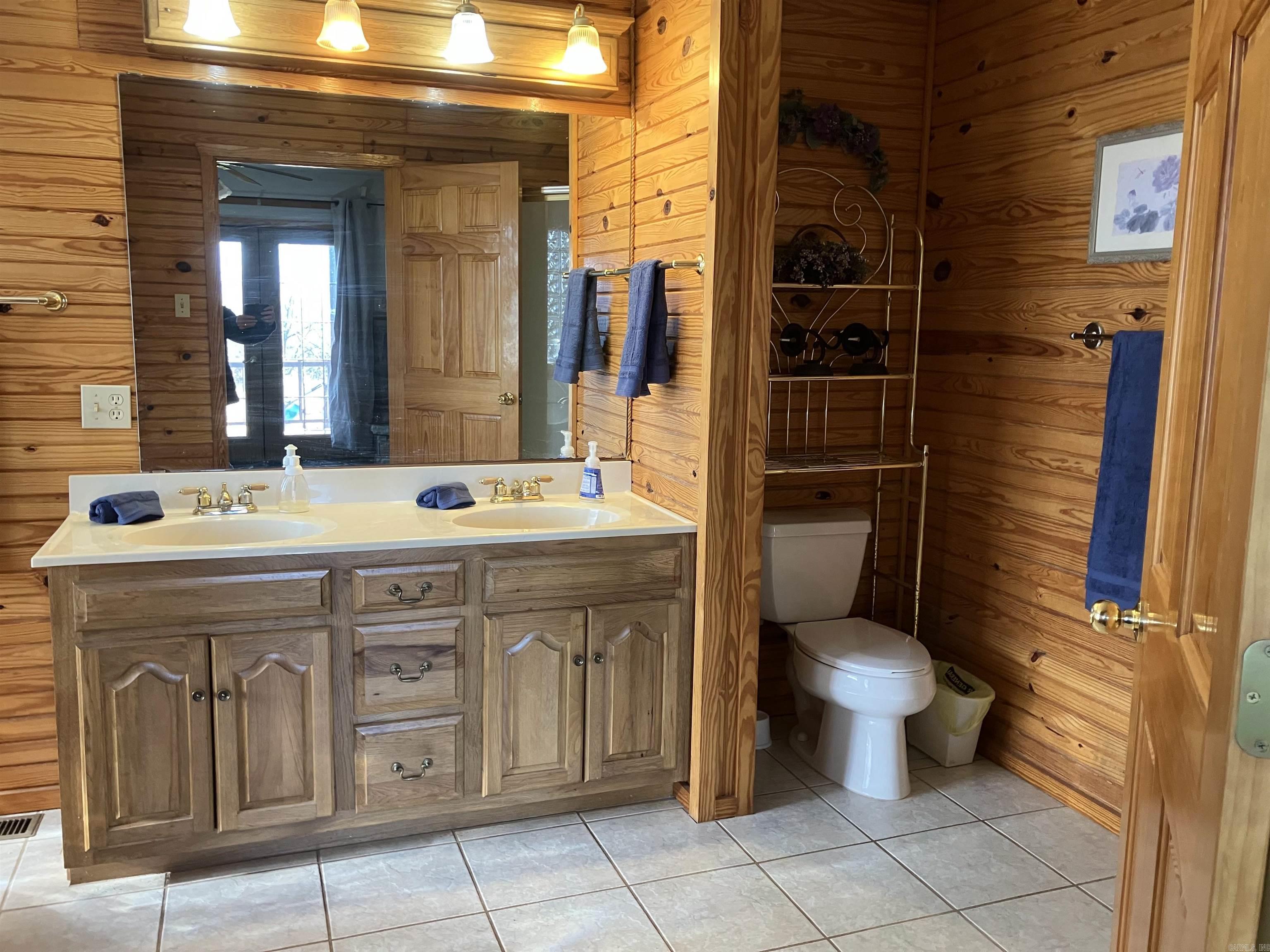 TBD-2 Acres Thompson Creek  Mena, AR