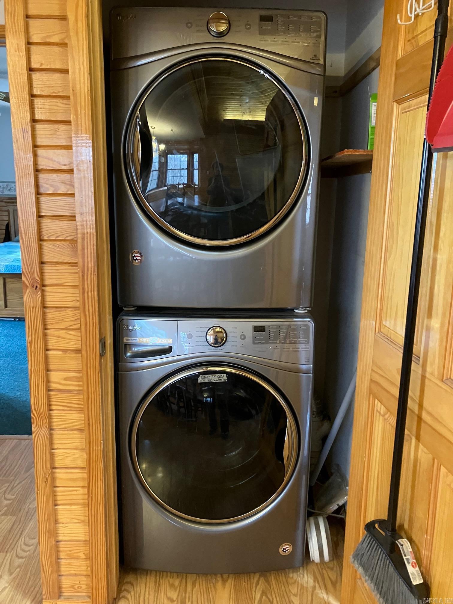 TBD-2 Acres Thompson Creek  Mena, AR