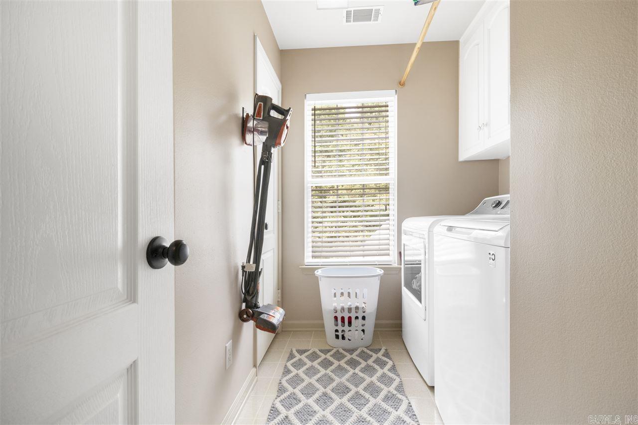 21 Edgewater Court  Jacksonville, AR