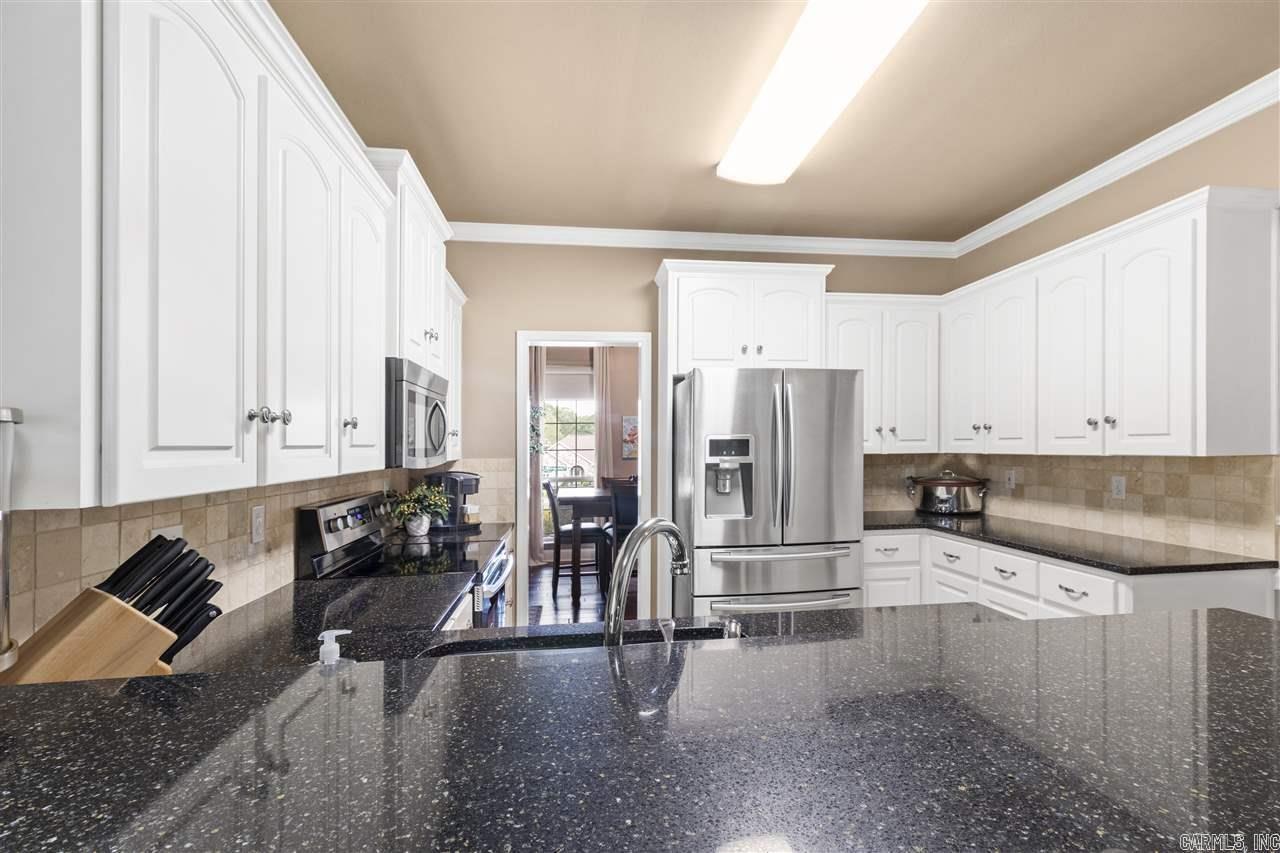 21 Edgewater Court  Jacksonville, AR