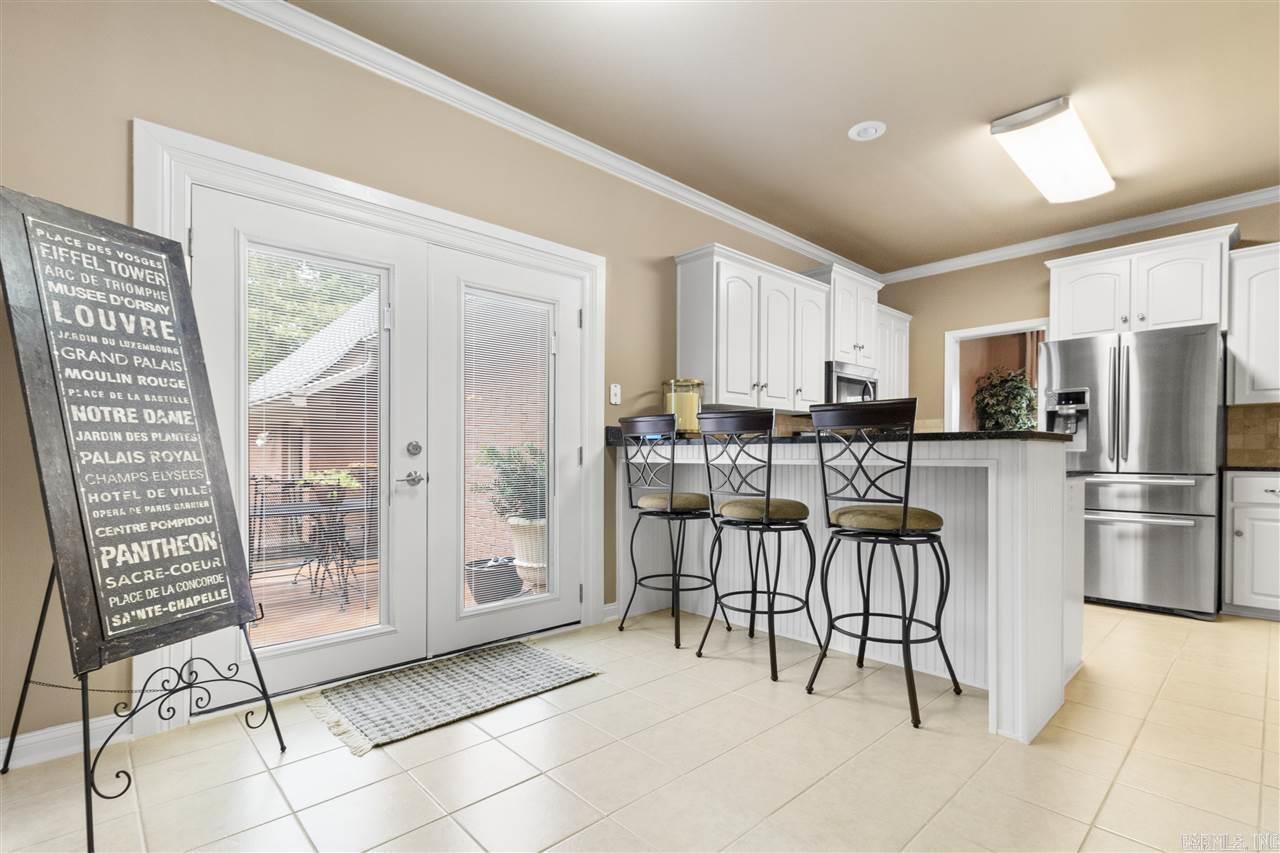 21 Edgewater Court  Jacksonville, AR