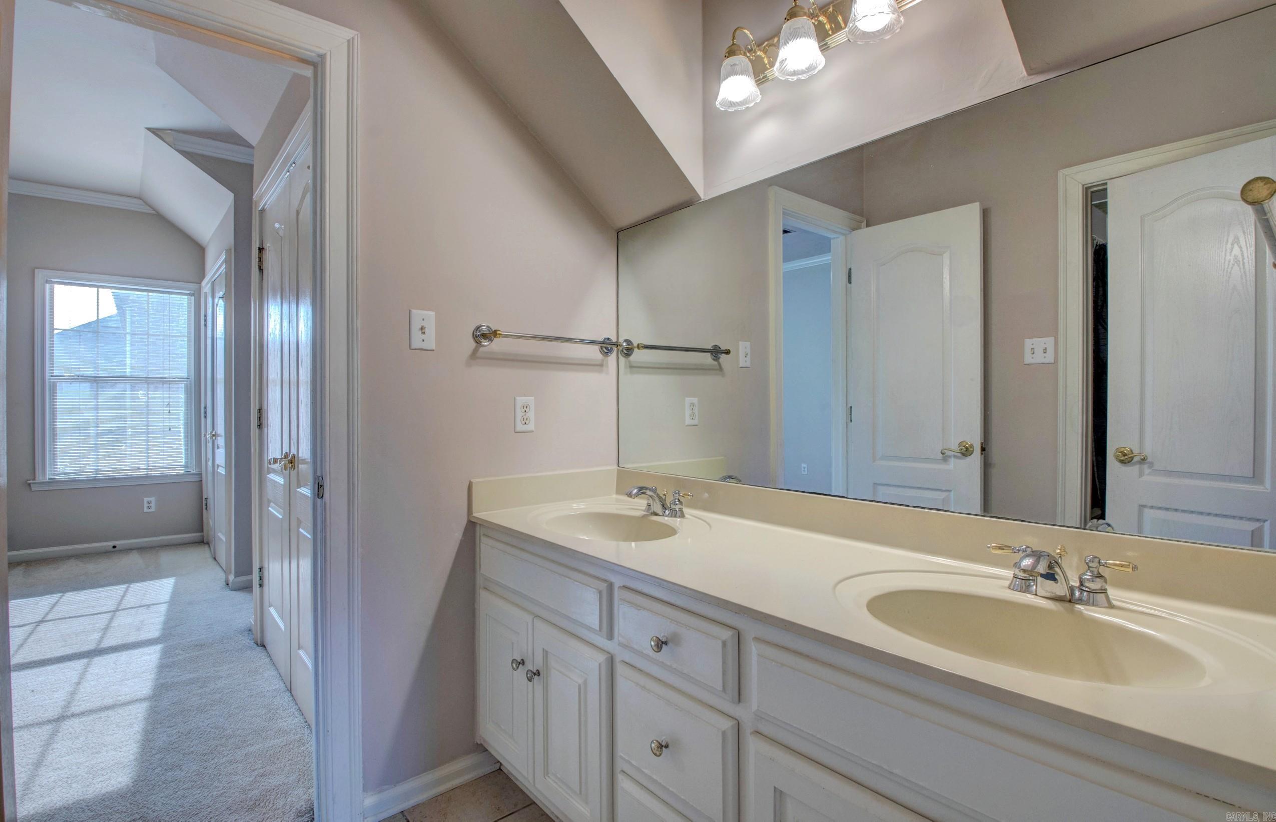 9 Shanna  Maumelle, AR