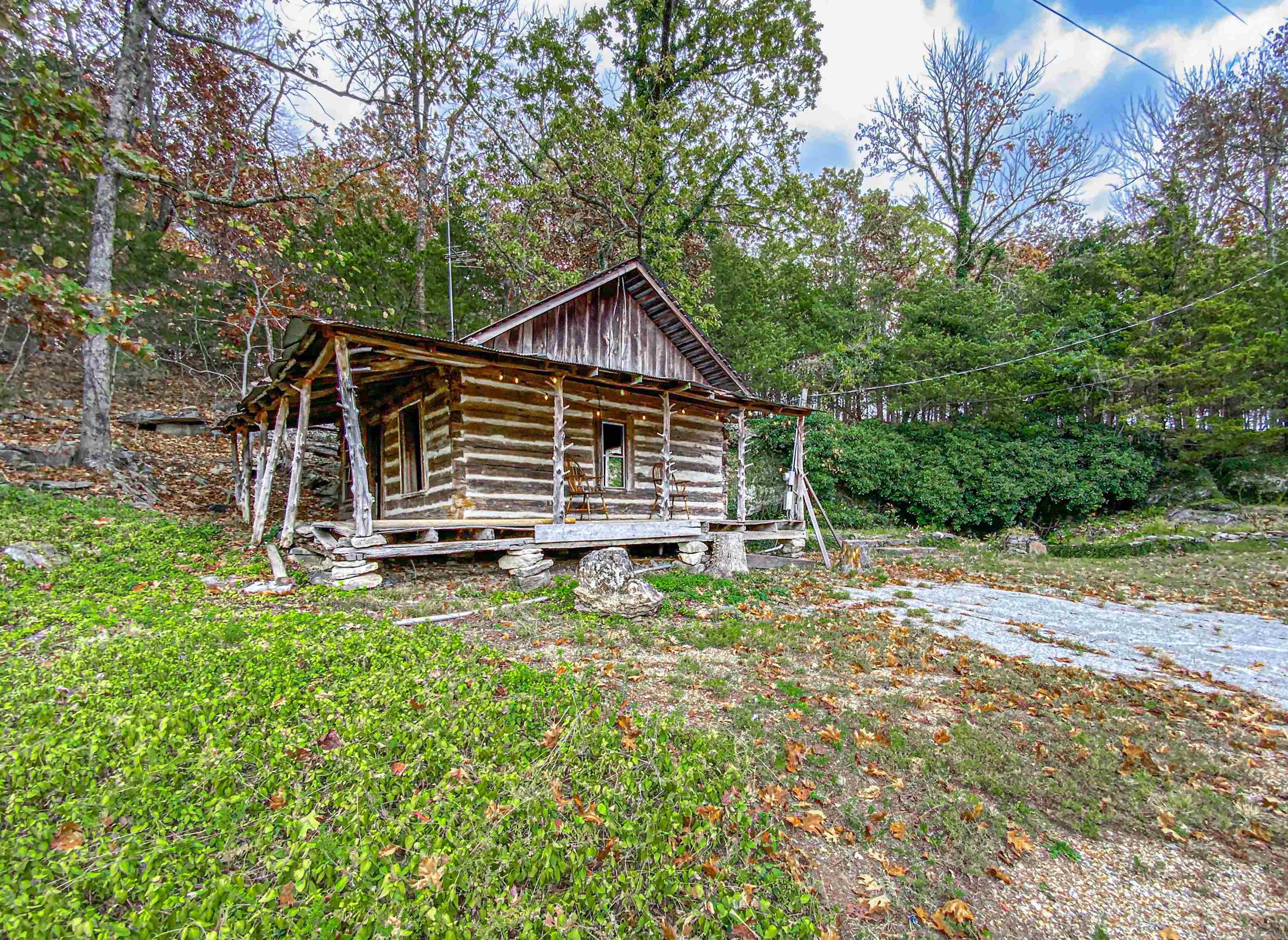 1770 MC 5026  Valley Springs, AR