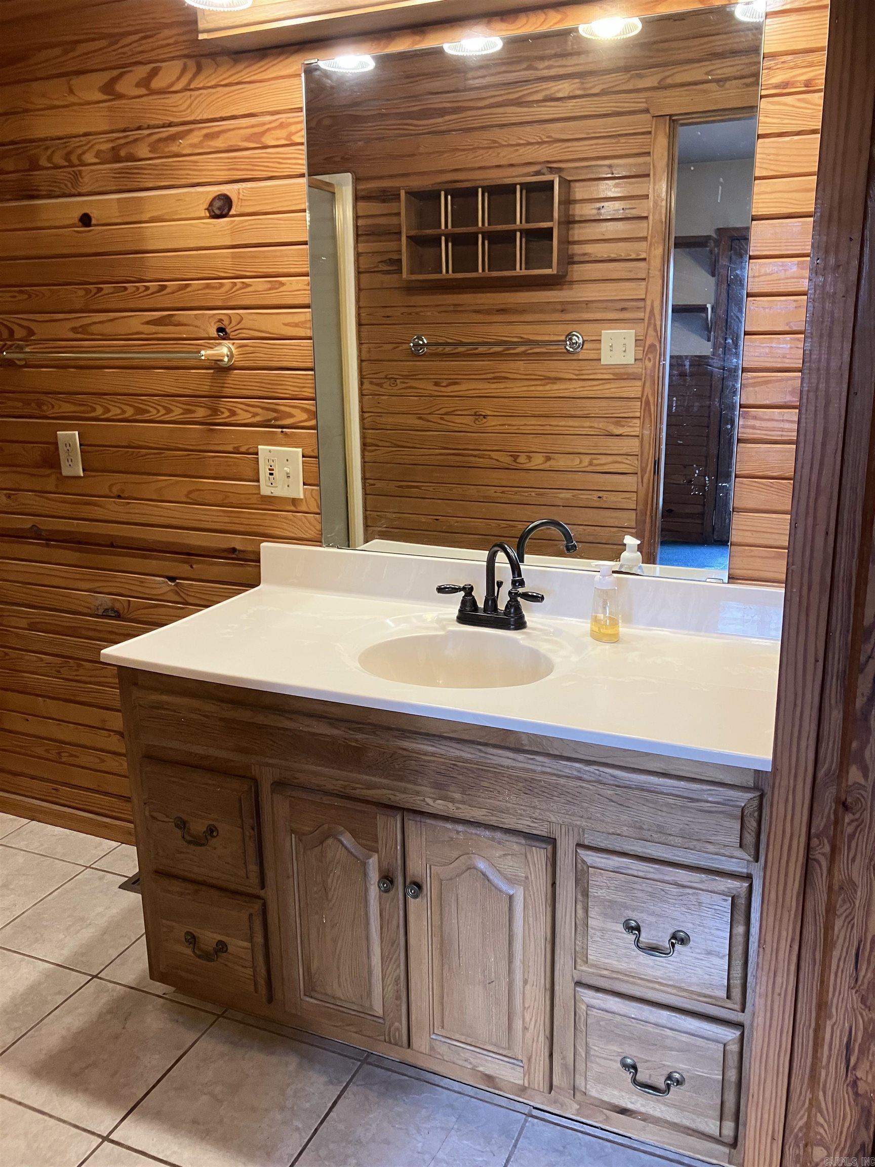 TBD-16 Acres Thompson Creek  Mena, AR