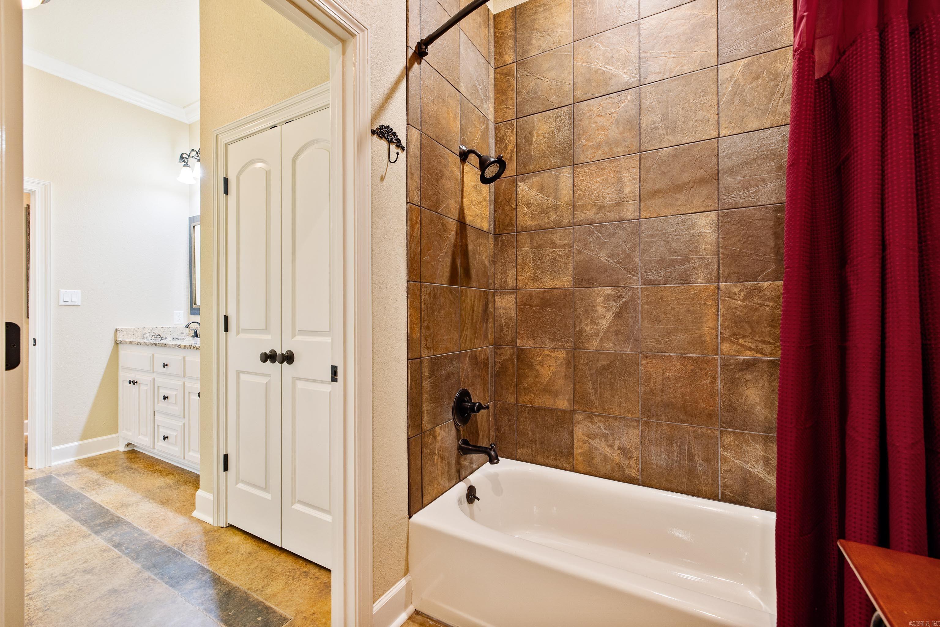 95 River Road Drive West  Mayflower, AR