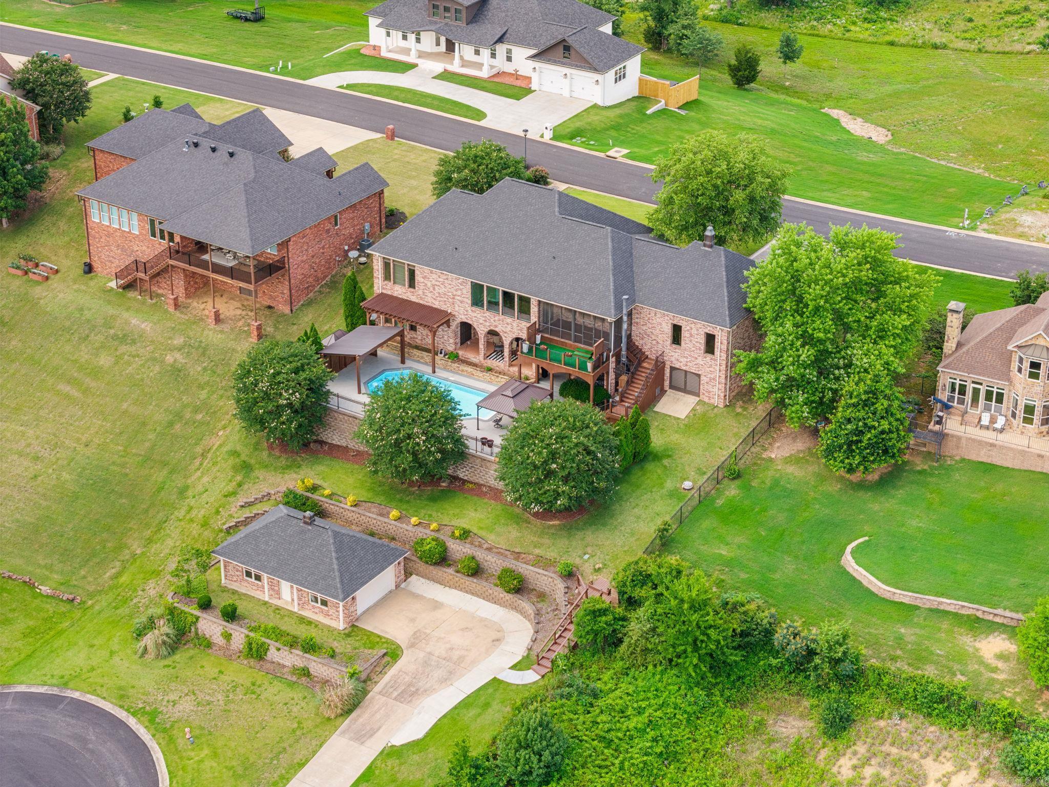 95 River Road Drive West  Mayflower, AR