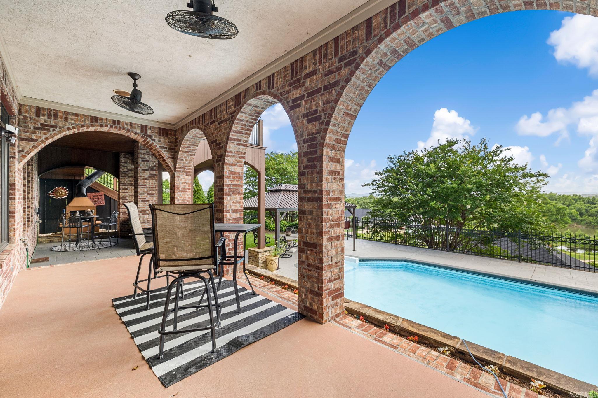 95 River Road Drive West  Mayflower, AR