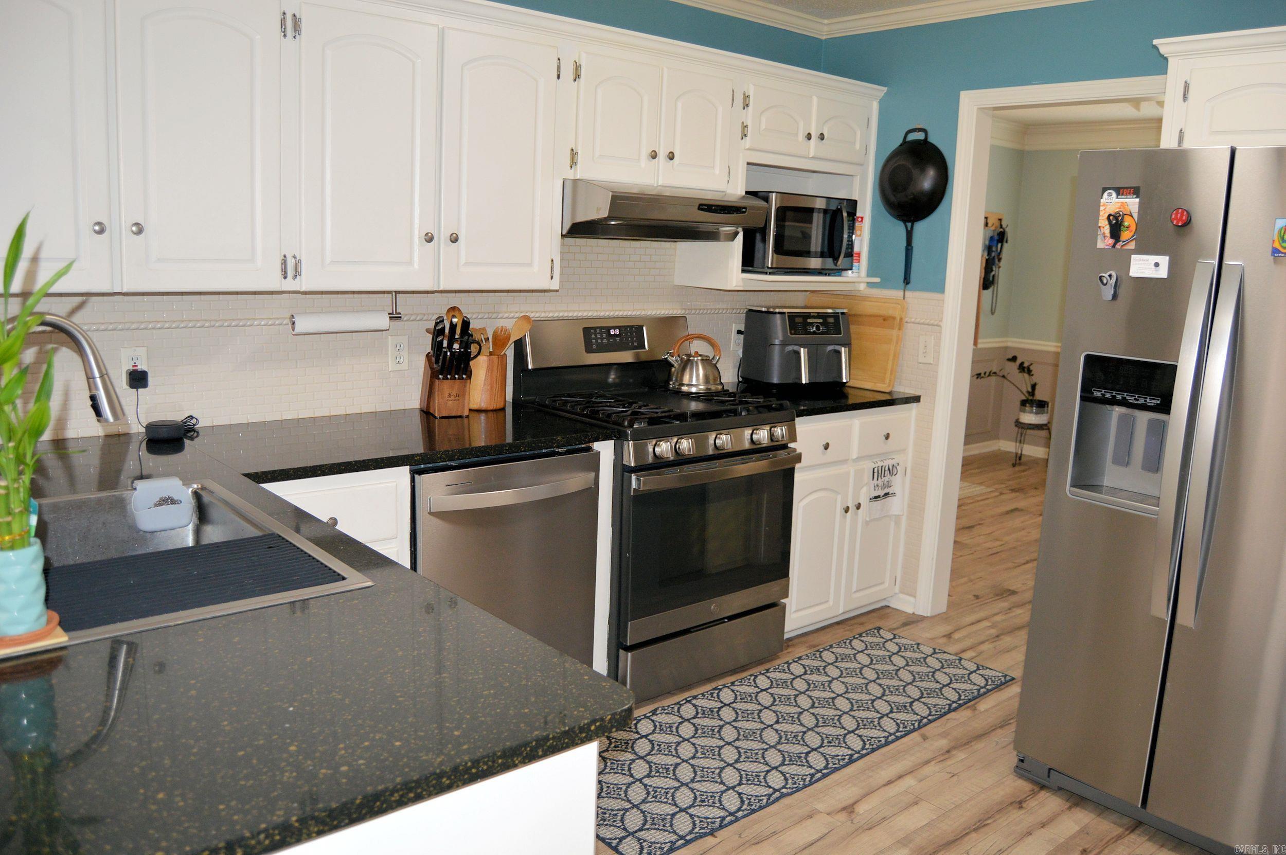 9 Vail  Maumelle, AR