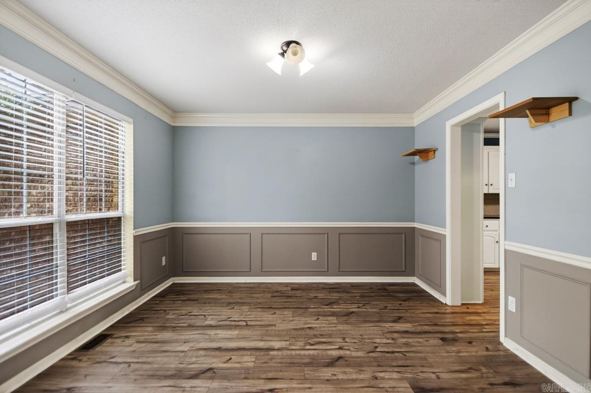 9 Vail Maumelle, AR 72113