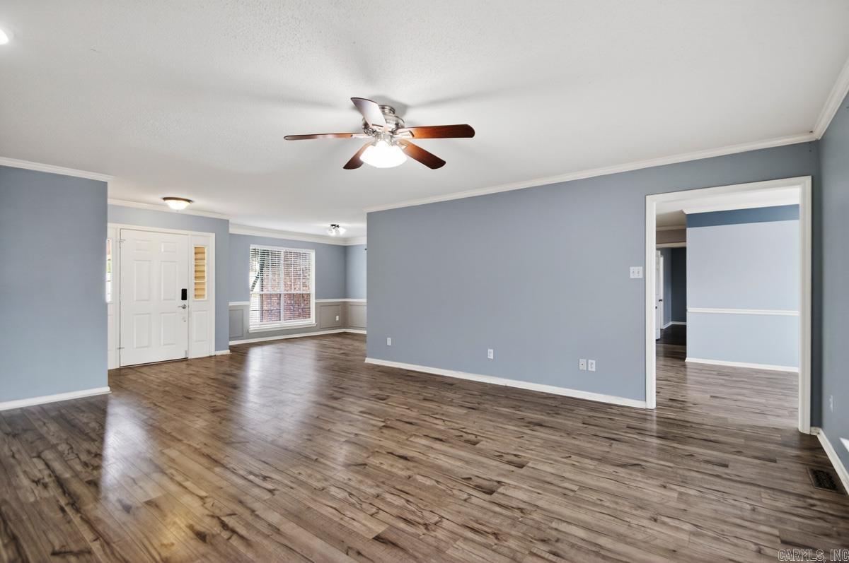 9 Vail Maumelle, AR 72113