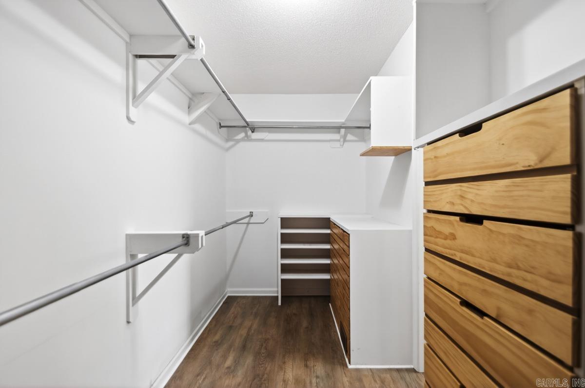 9 Vail Maumelle, AR 72113