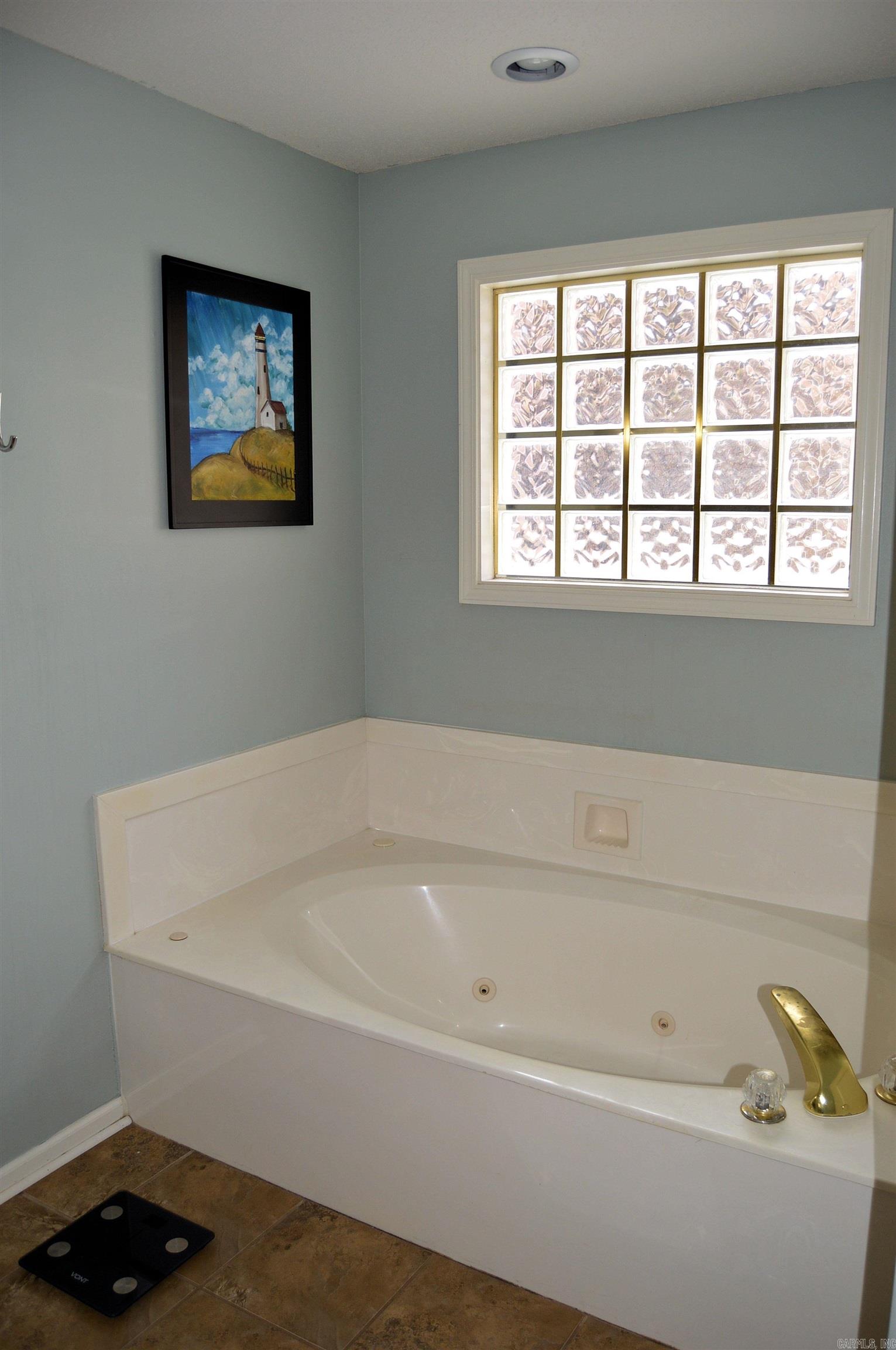 9 Vail  Maumelle, AR