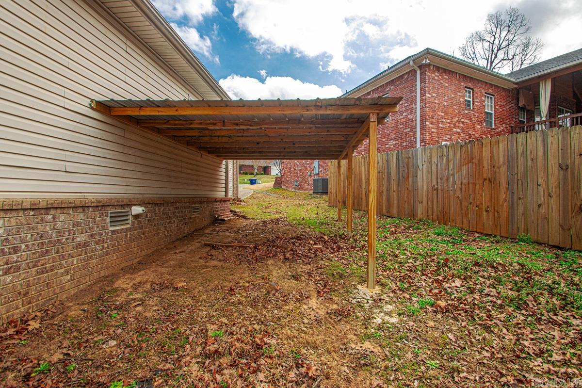 9 Vail Maumelle, AR 72113