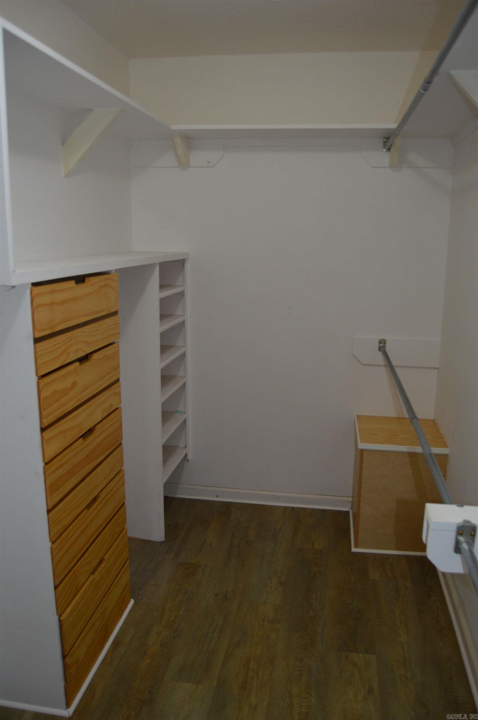 9 Vail  Maumelle, AR