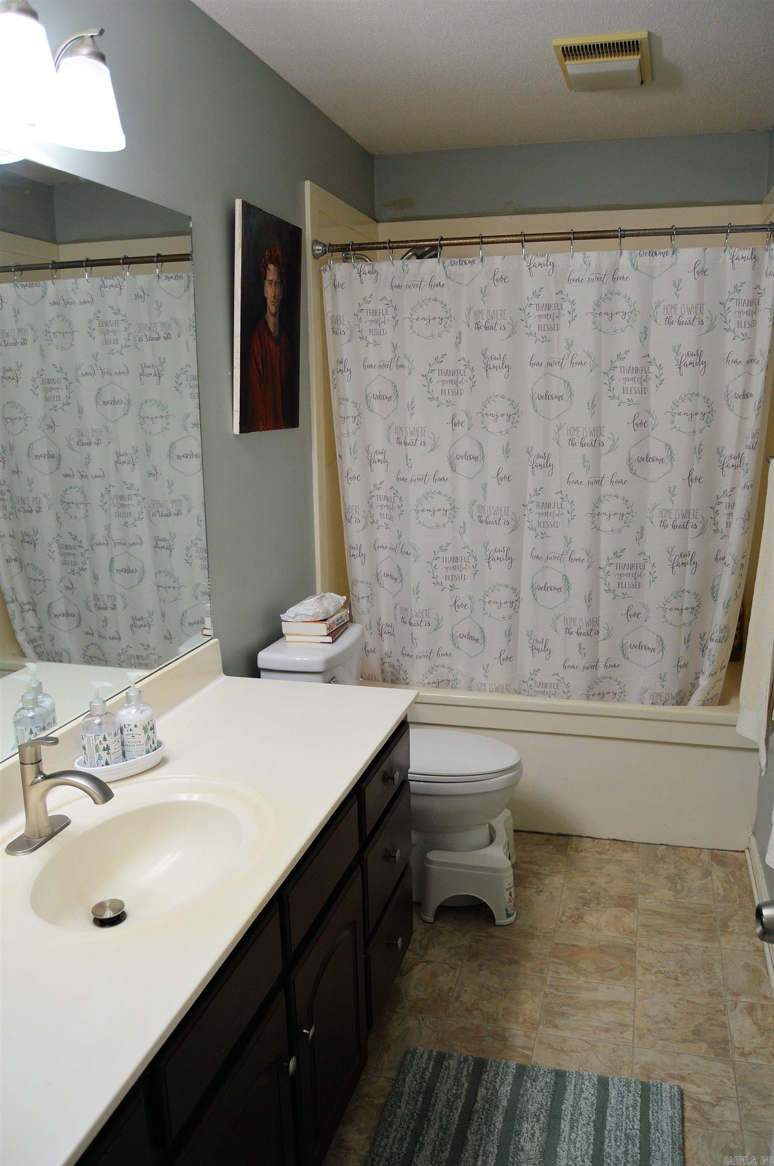 9 Vail  Maumelle, AR