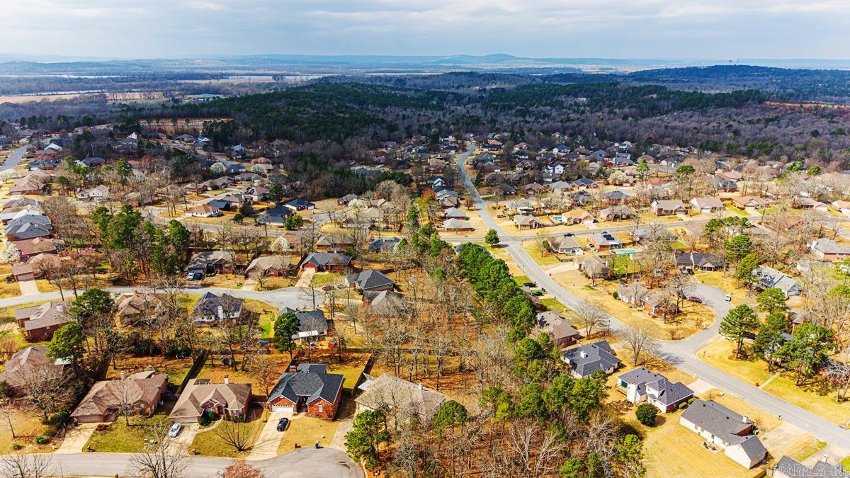 9 Vail Maumelle, AR 72113