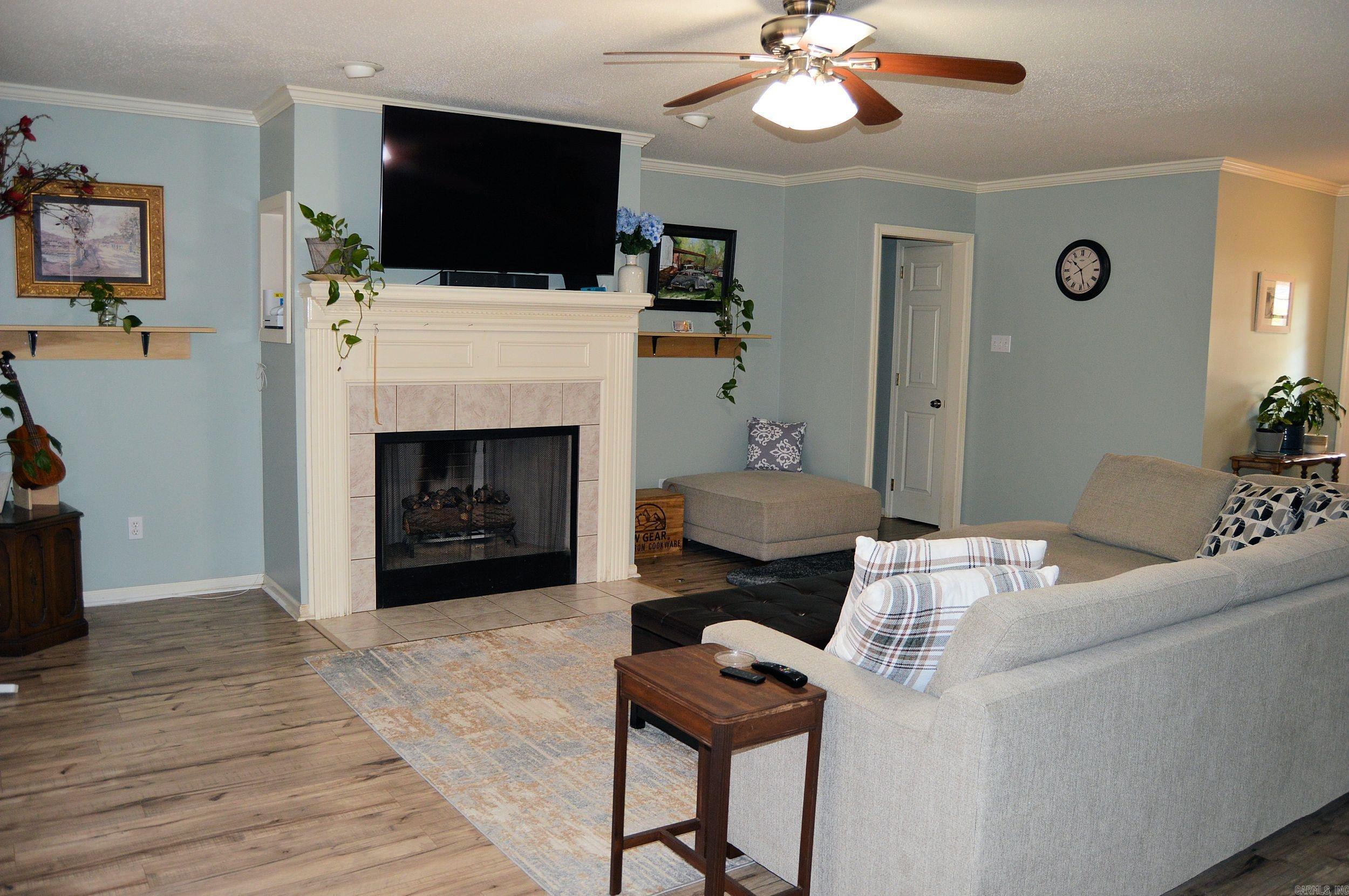 9 Vail  Maumelle, AR