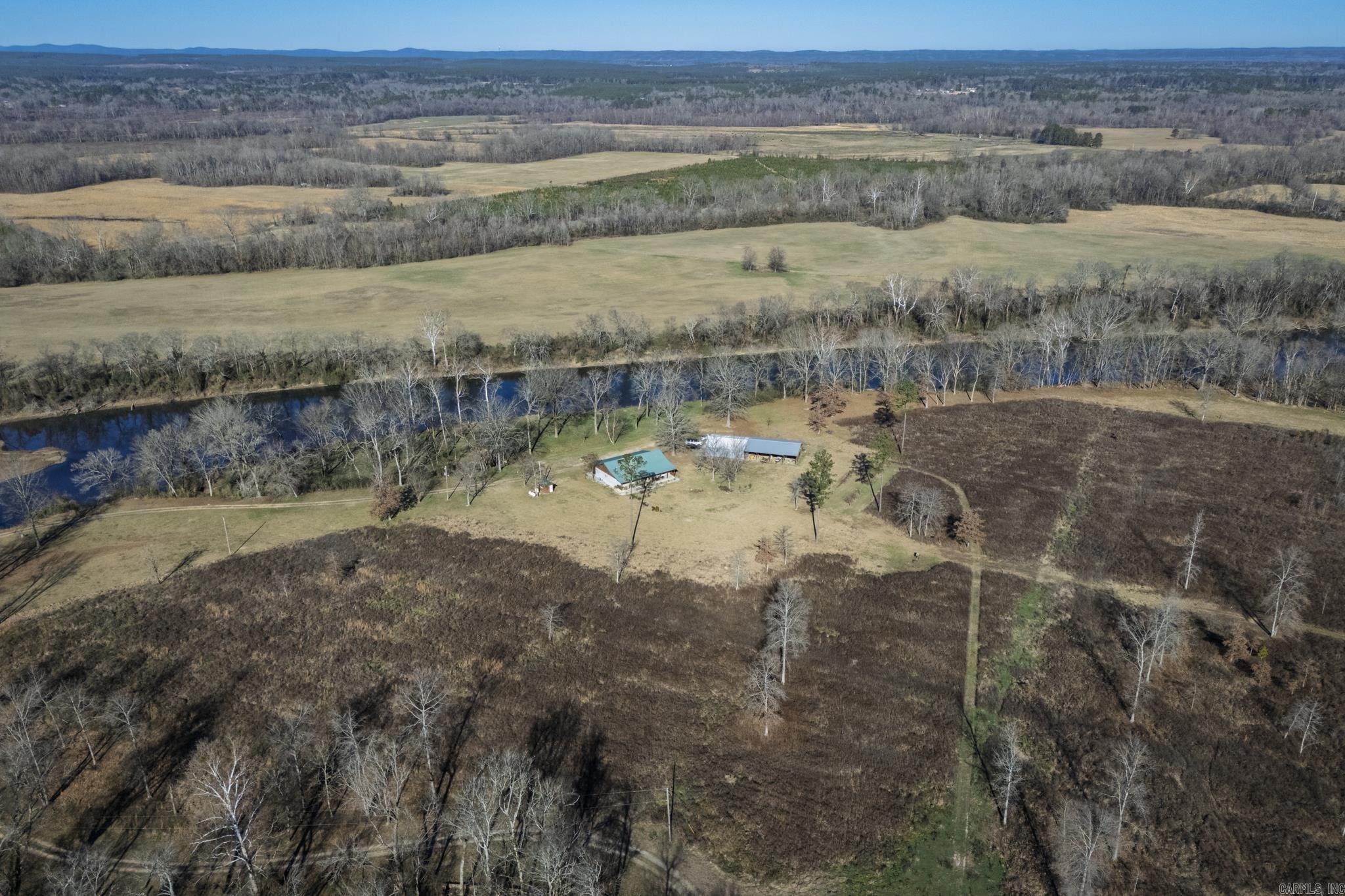 100 Lake  Donaldson, AR